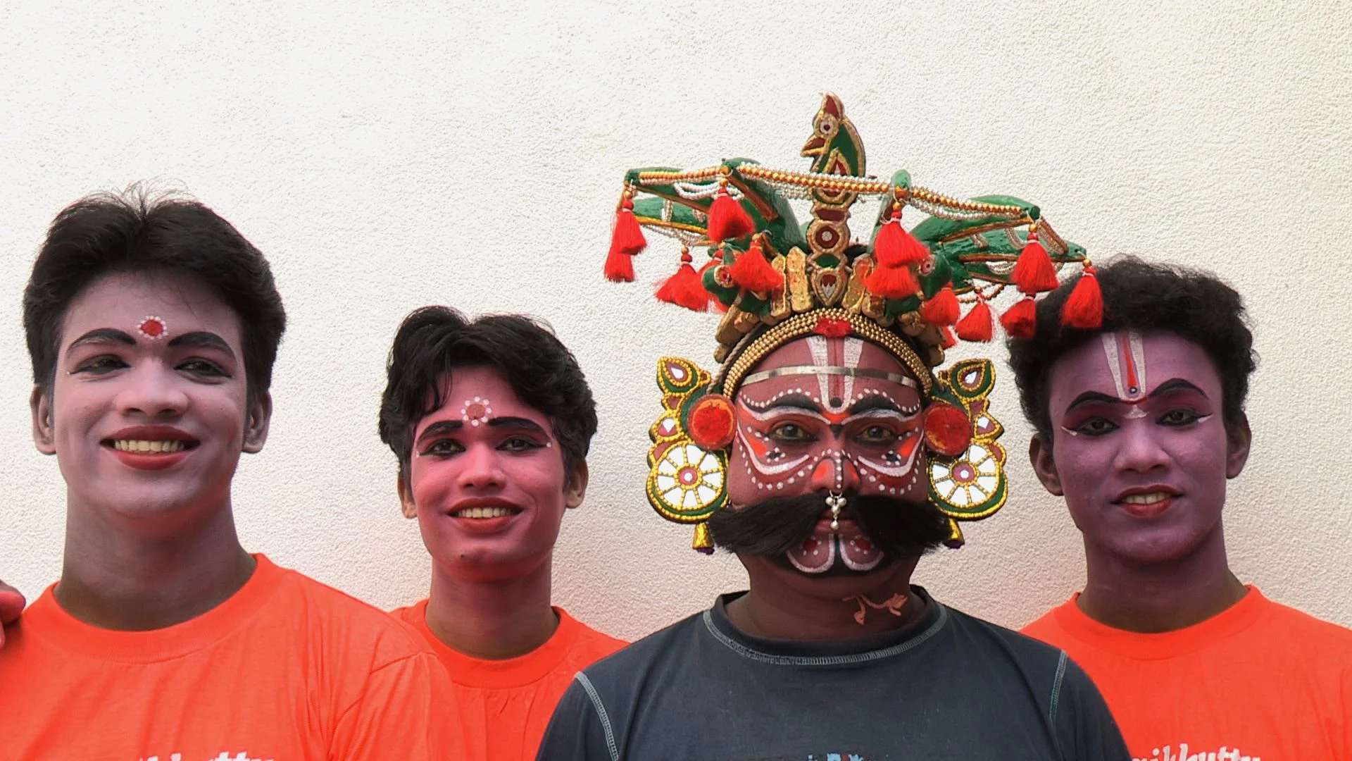 Class 2012 & Rajagopal.jpg