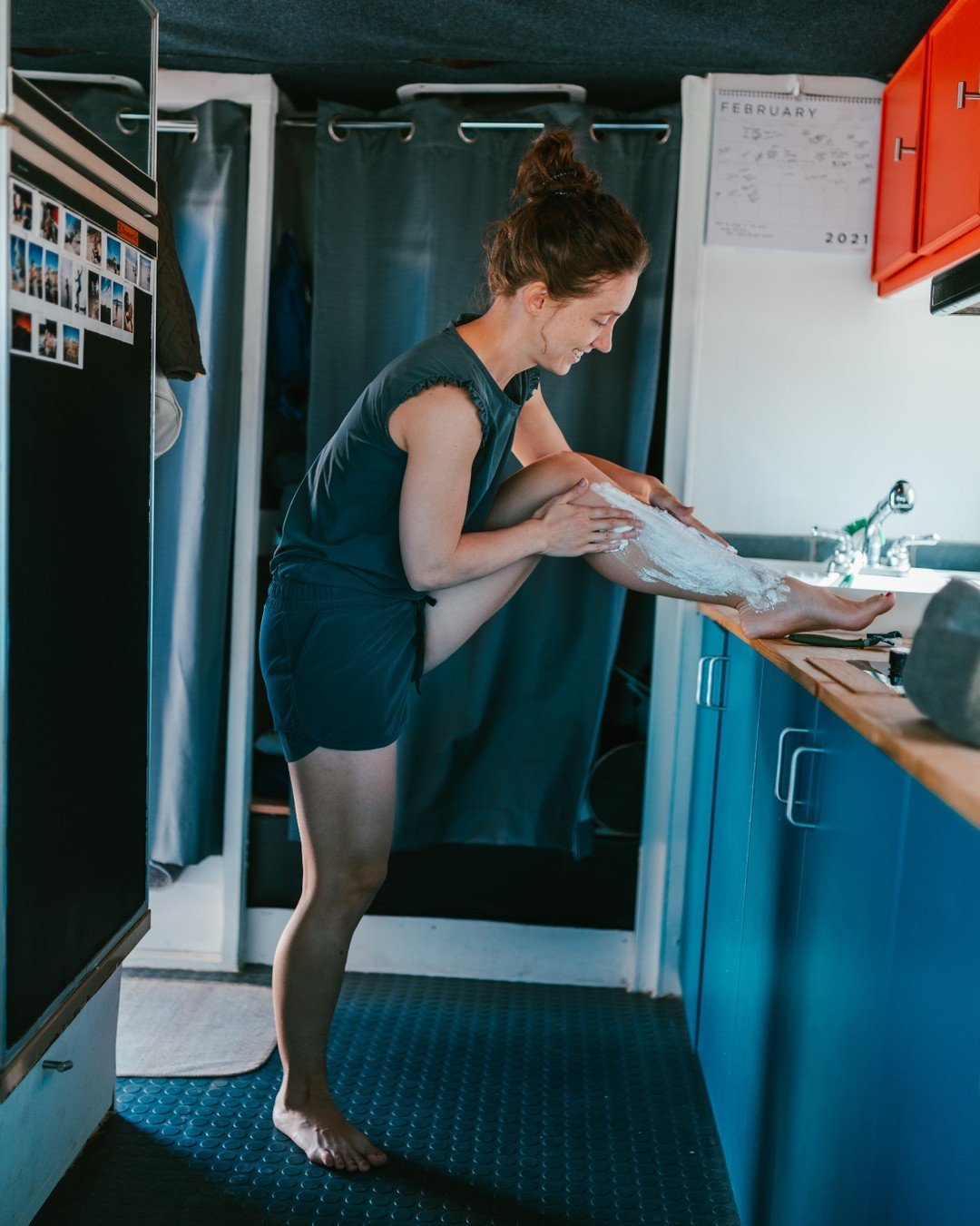 Throw back to Camper life :)
:
These little moments, like shaving my legs in the &quot;kitchen&quot; always brought so much joy to me. 
:
We might need to do camper life again?! 🤔
:
#camperlife #rvlife