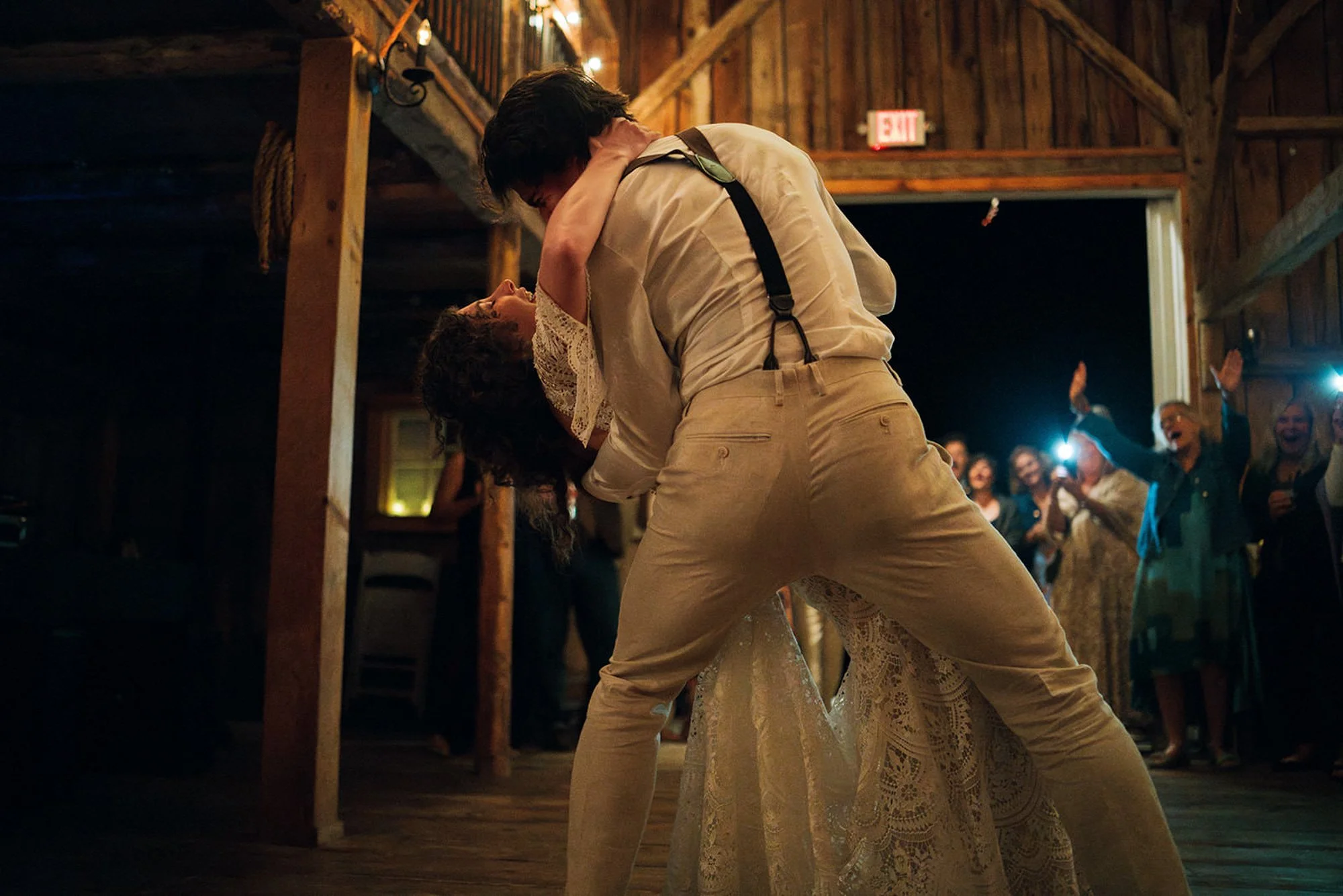 Mike+Kate_Wedding_KylieBStudios_BarnandDancing-61.jpg