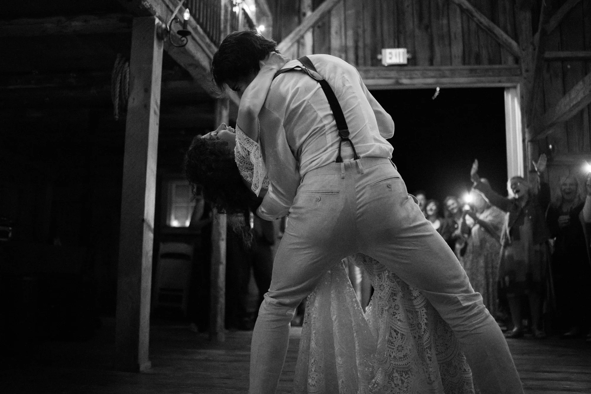 Mike+Kate_Wedding_KylieBStudios_BarnandDancing-62.jpg