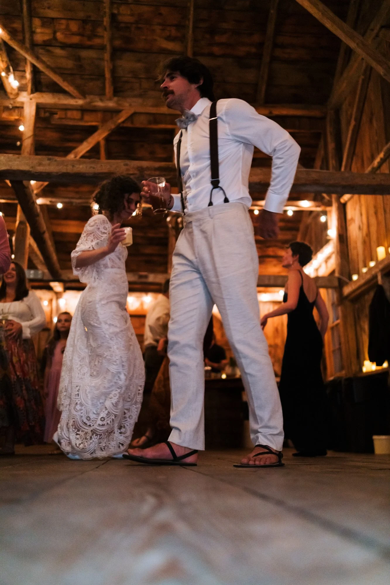 Mike+Kate_Wedding_KylieBStudios_BarnandDancing-135.jpg