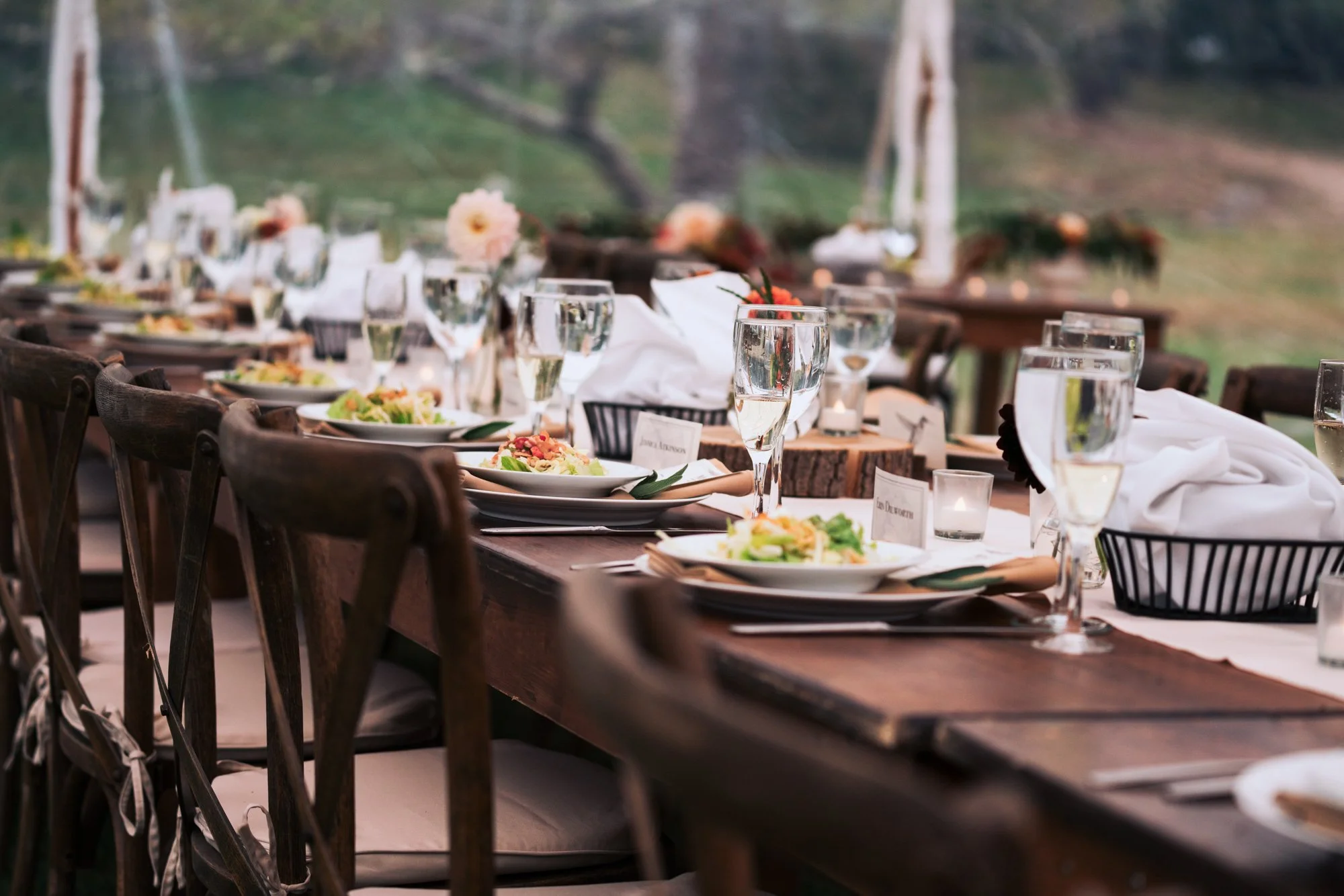 Mike+Kate_Wedding_KylieBStudios_DinnerTent-9.jpg