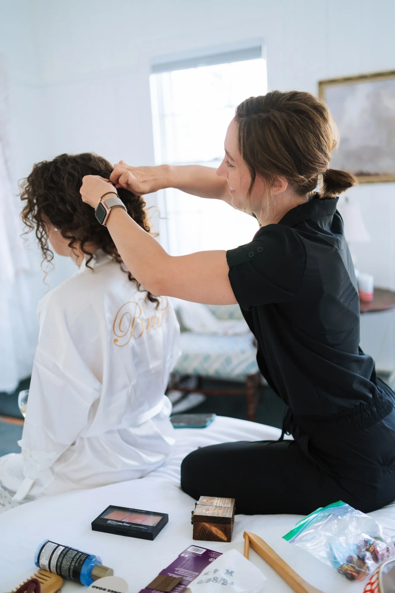 Mike+Kate_Wedding_KylieBStudios_GettingReady-66.jpg