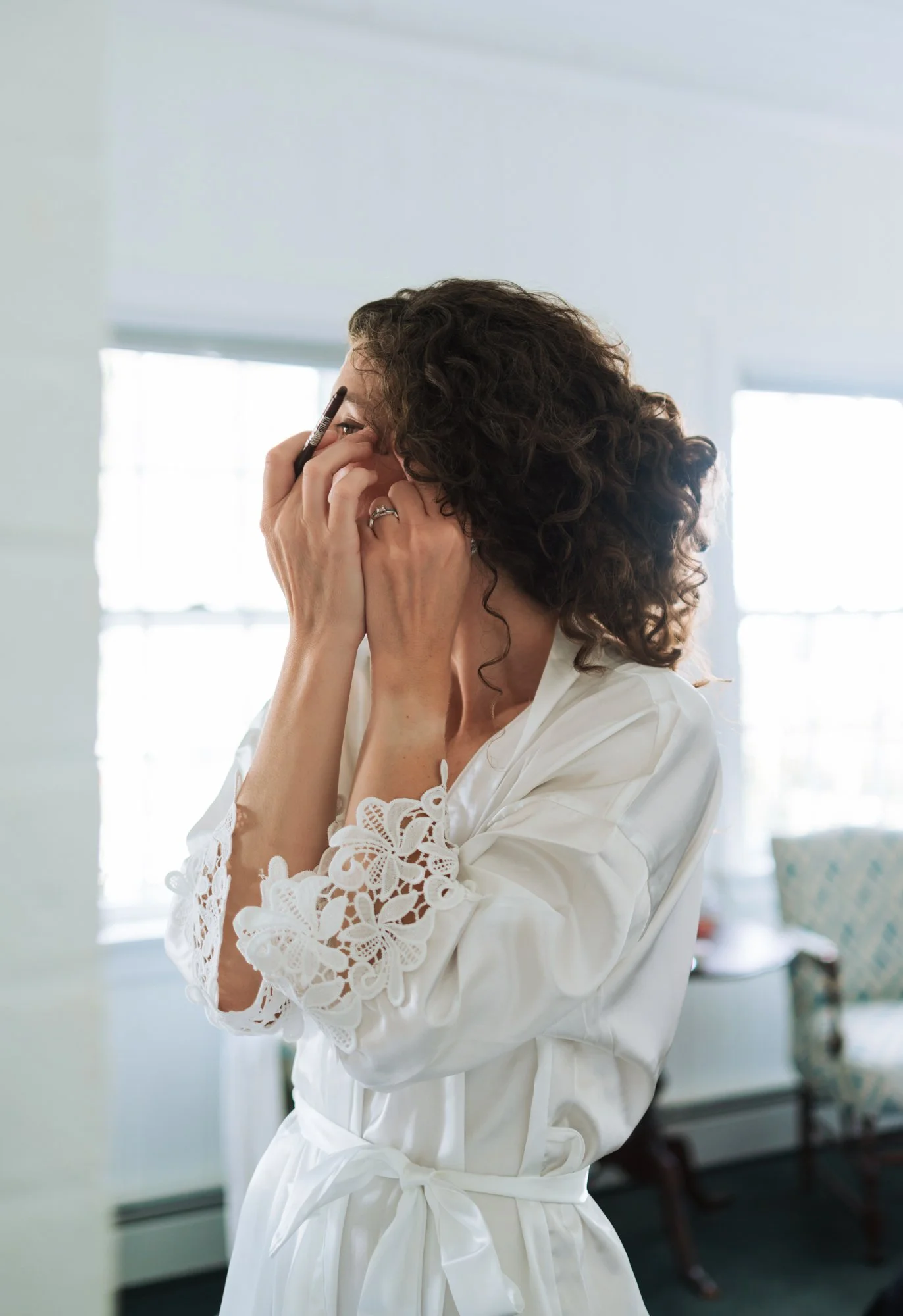 Mike+Kate_Wedding_KylieBStudios_GettingReady-79.jpg