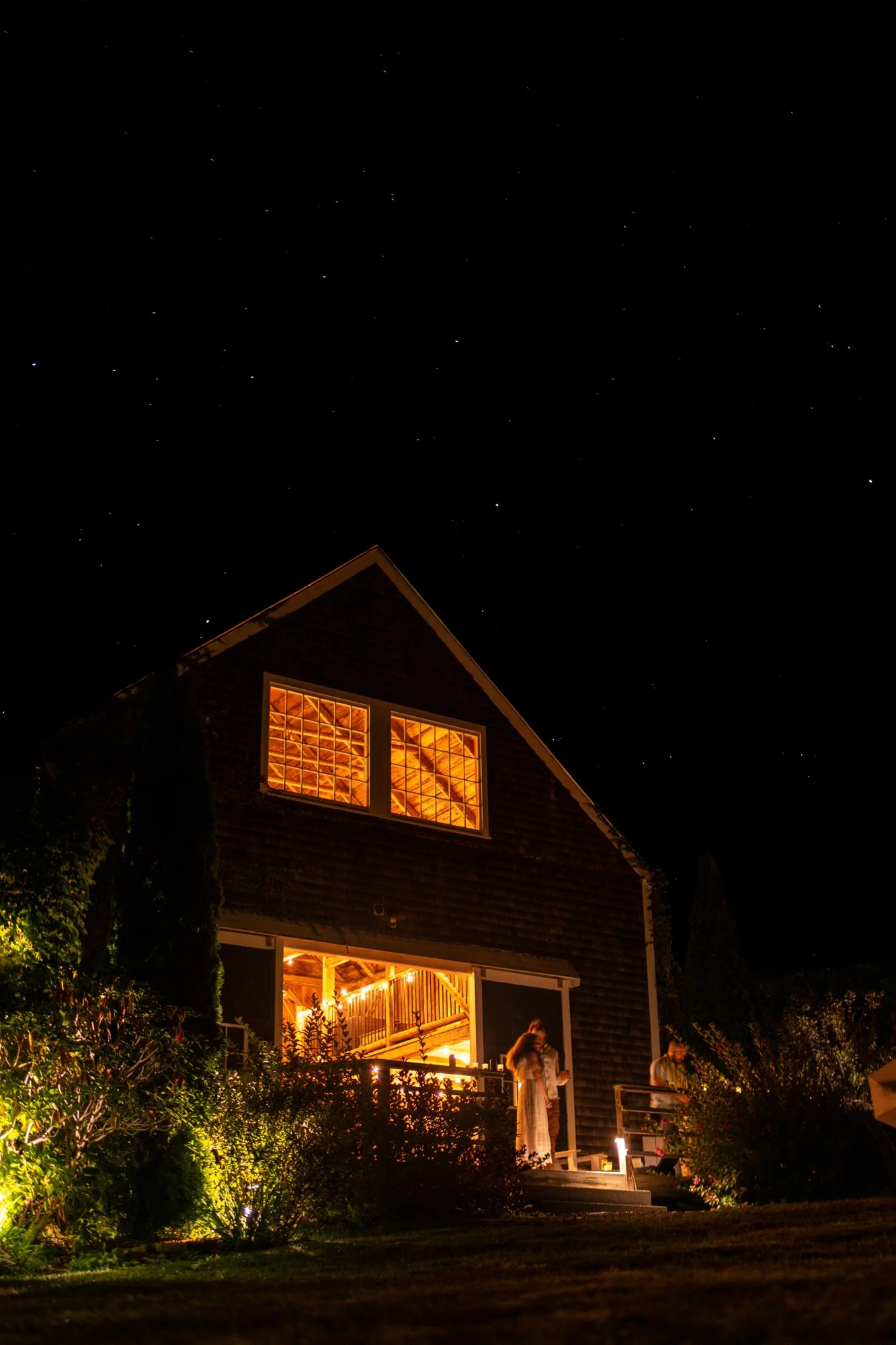 Mike+Kate_Wedding_KylieBStudios_nightshots-1.jpg