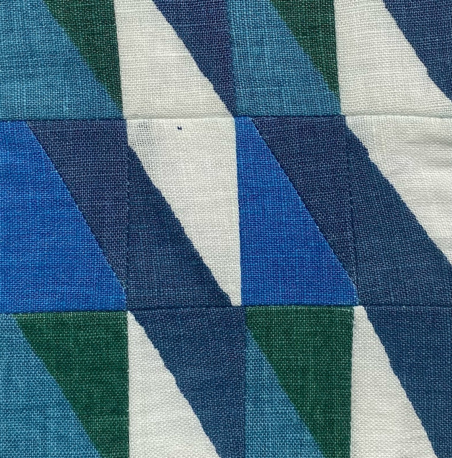 This screenprinted patchwork sample has been a surprising springboard for some new work over the summer.
.
.
.
#patchwork
#modernquilting
#screenprintquiltblock 
#quiltblock
#patchworksampler 
#geometricshapes 
#perfectlyimperfect