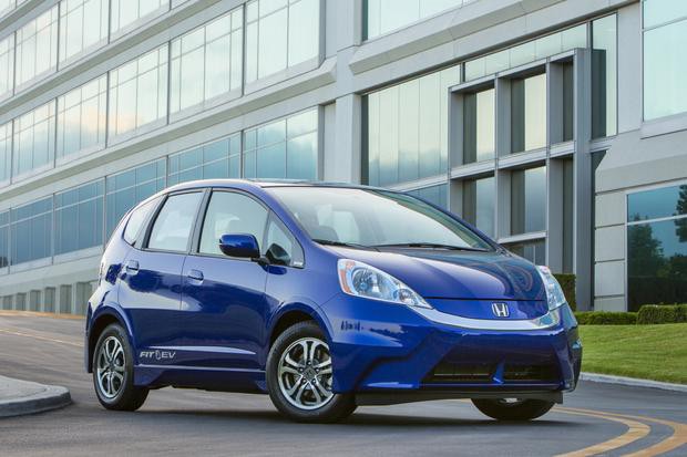 The 2014 Honda Fit EV does not have legendary towing capacity