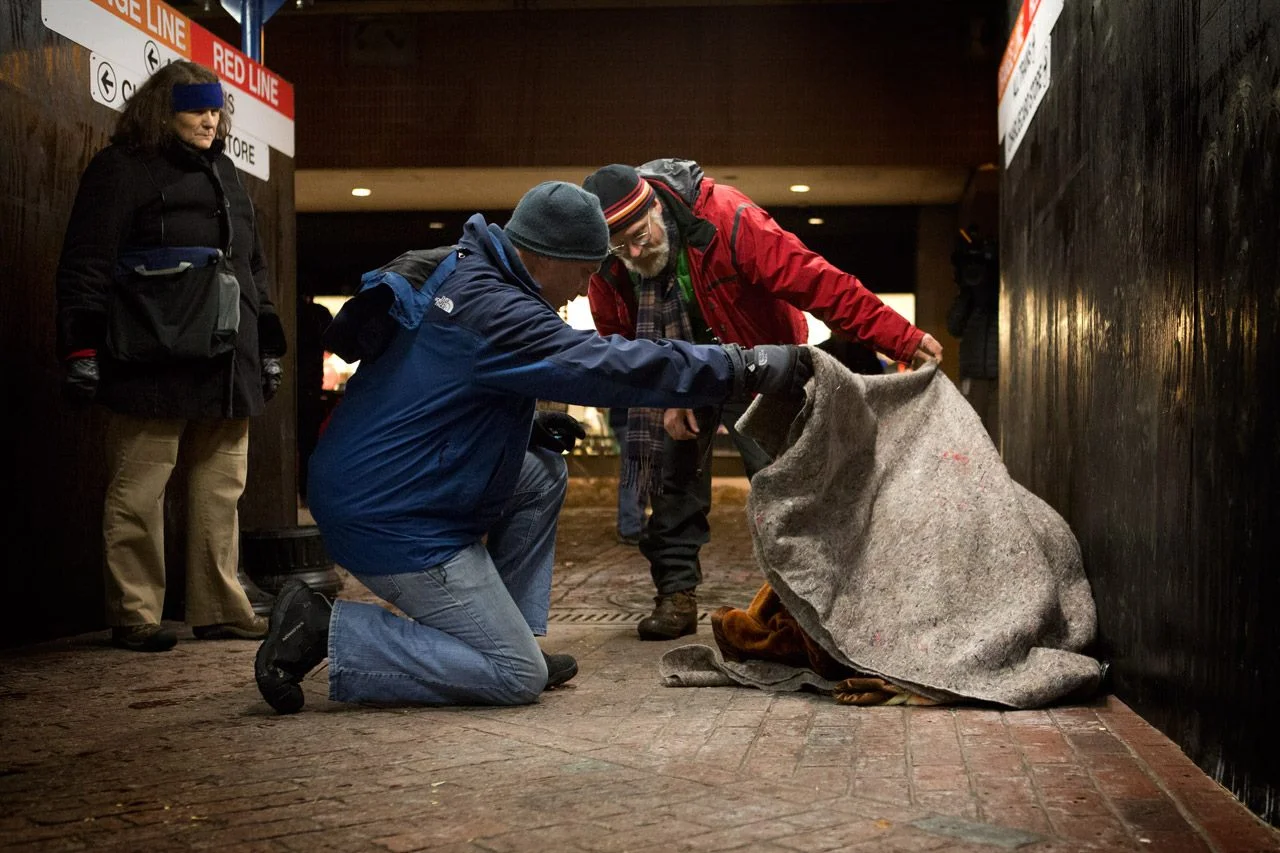 GenericMinistry_Boston_Homeless_AngelVan_Street4.jpg