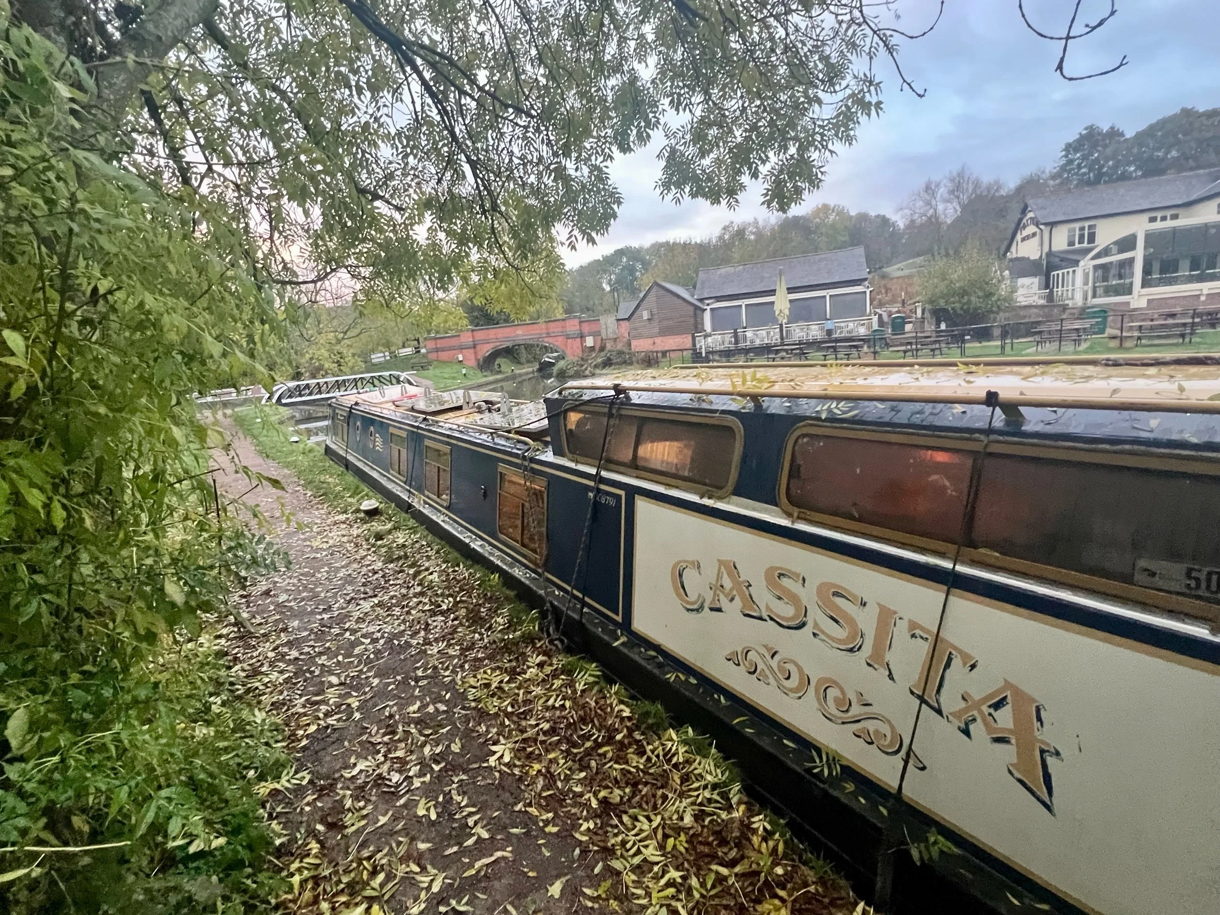 Furoshiki boating: life on a canal boat
