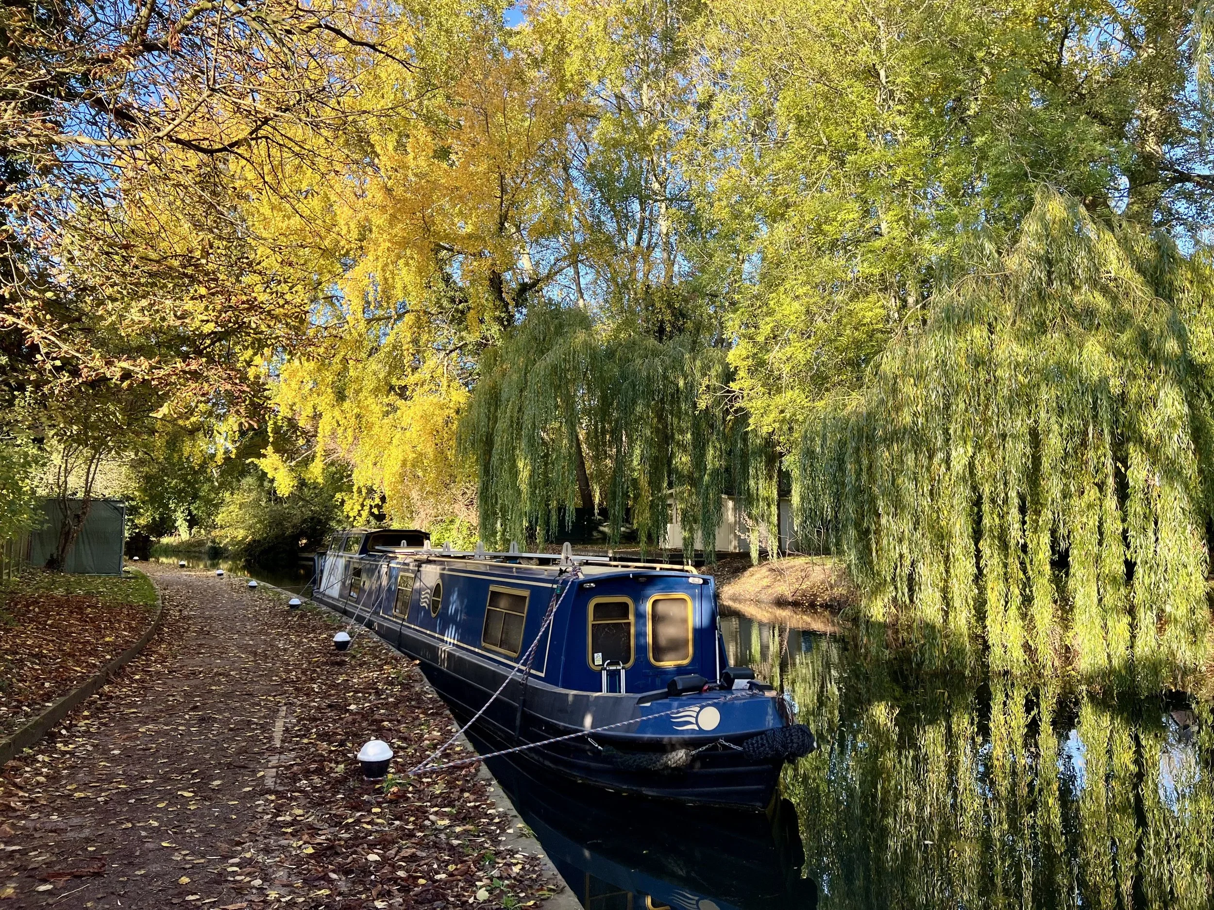 Furoshiki Afloat: Finding Beauty, Simplicity and Sustainability on a Narrowboat
