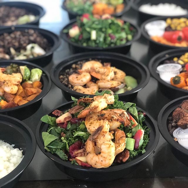 Meal prep Monday in full effect! Deliveries are out! Next time don&rsquo;t miss out. Use coupon code LLWF20. Next menu will be the week of 12/30/2019. Start 2020 off right!
#livelifewellfed #mealprep #organicmealprep #catering #atlchef #atlanta #fitf