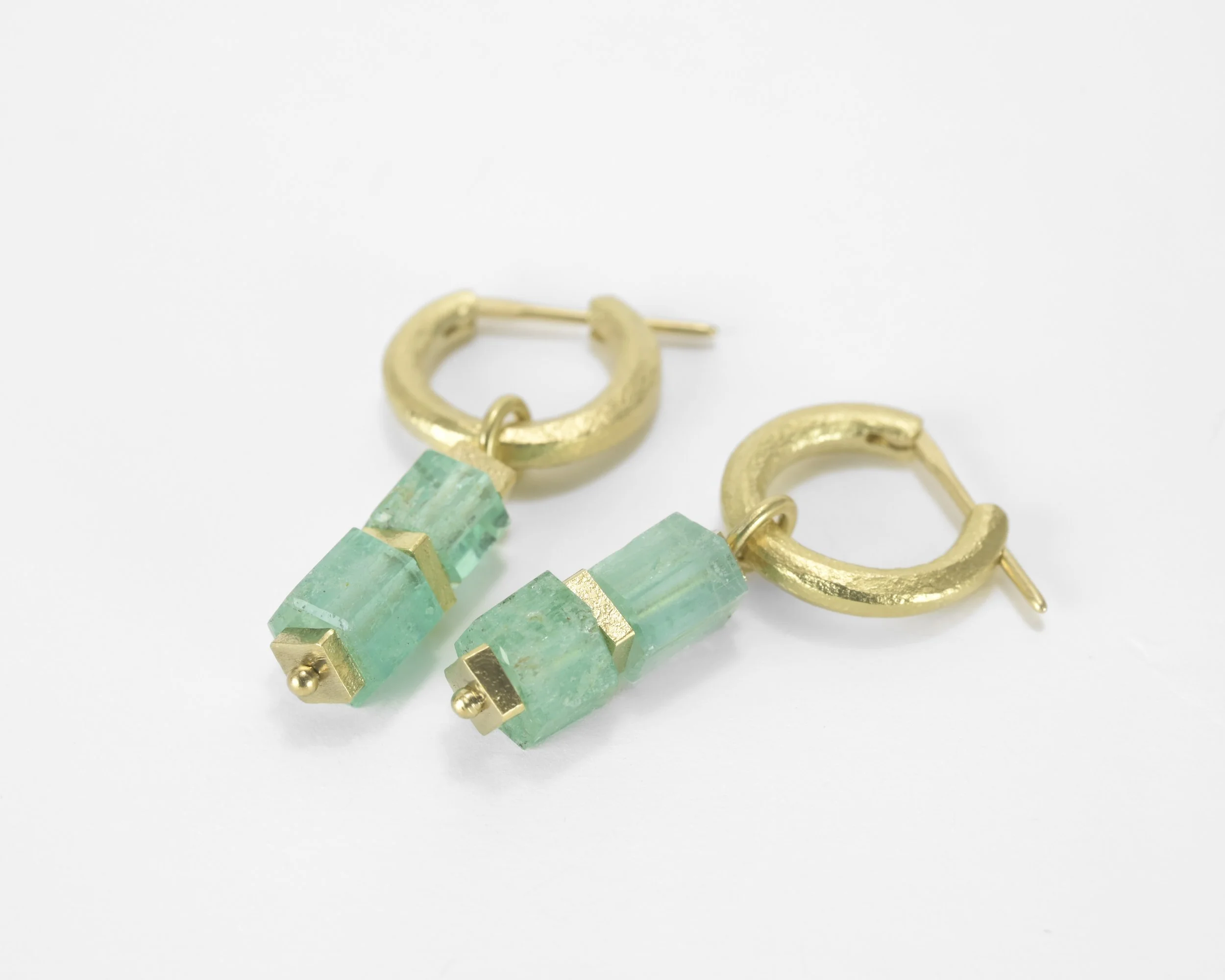 emerald crystal 18k drop earrings_5.JPG