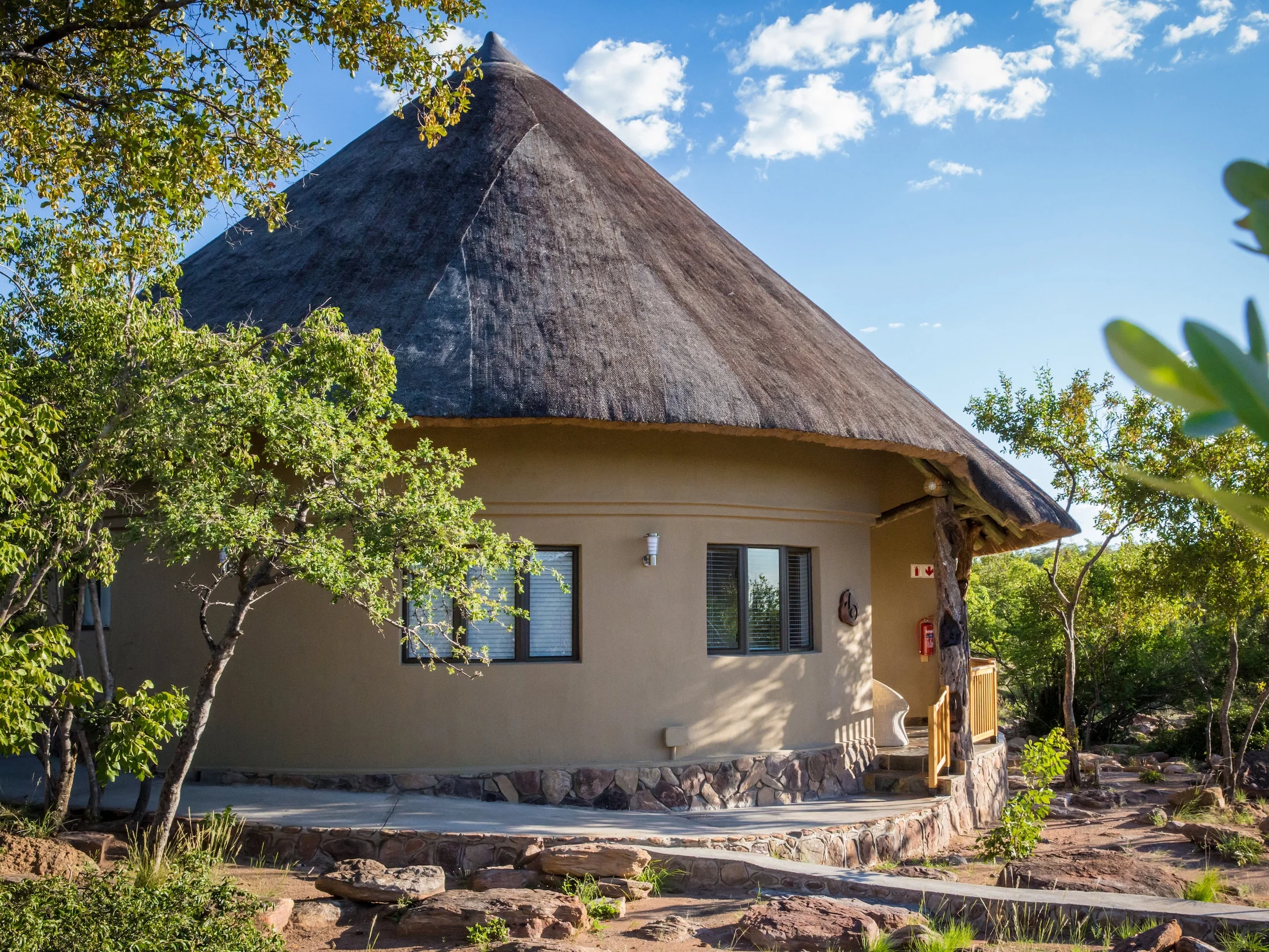rhino+lodge+bungalow2.jpg