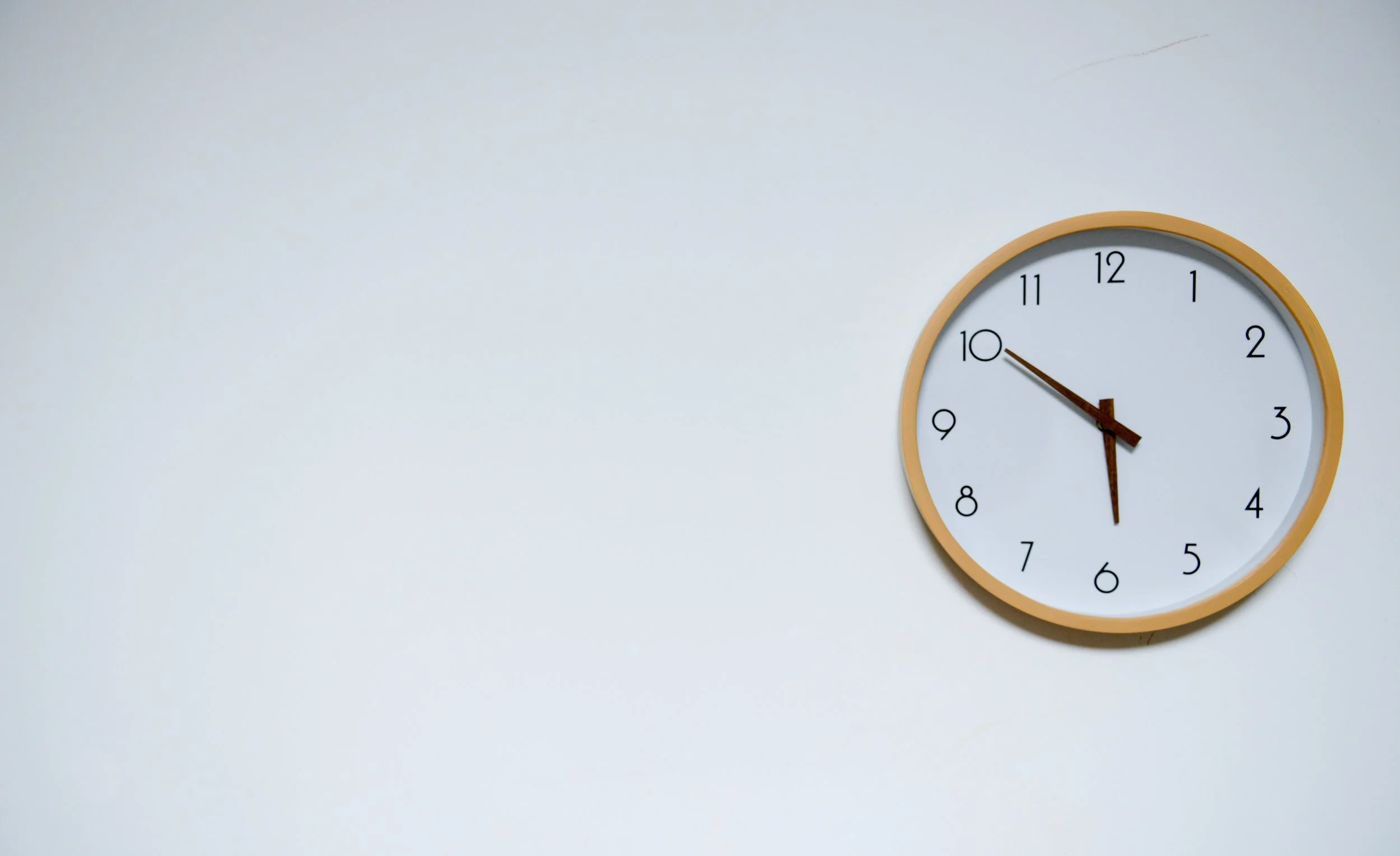 arrows-circle-clock-707582.jpg