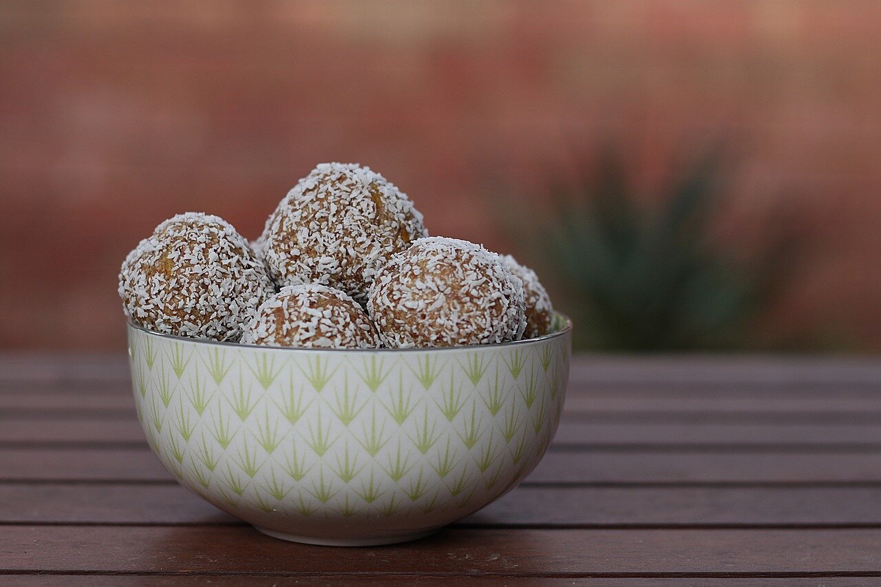 Protein powders can be added to many foods, including protein balls or smoothies.