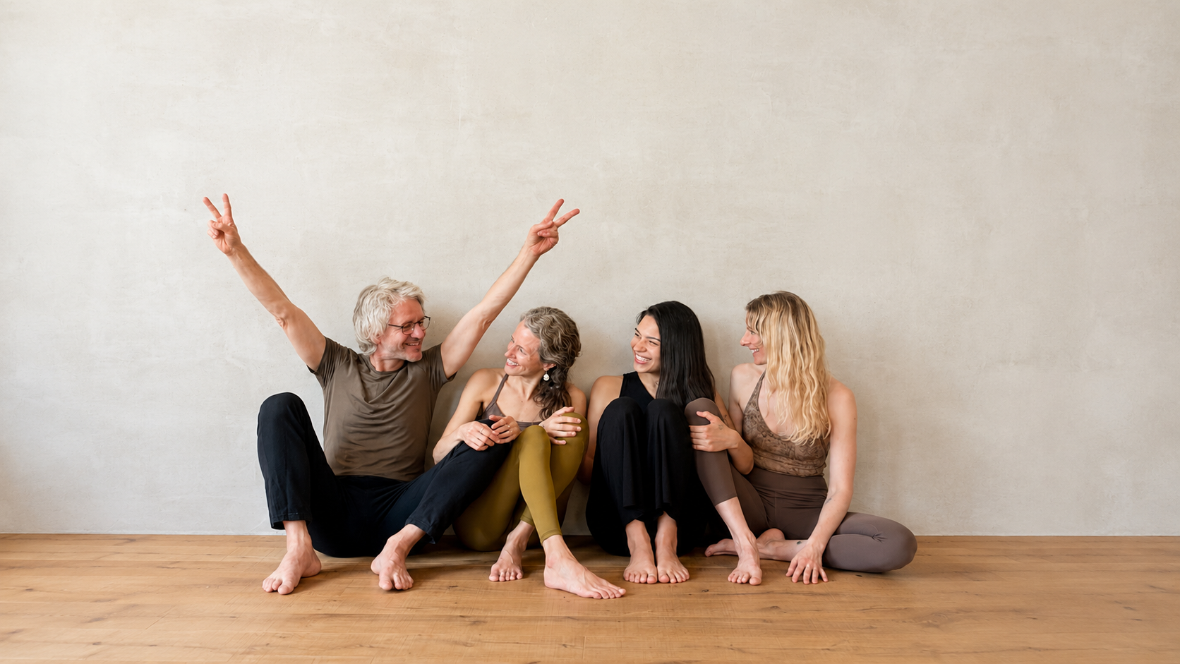 YogaTeacherTraining200.Basel3.png