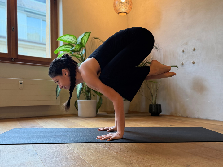 Introduction to Arm Balancing with Mahela Piti, Basel