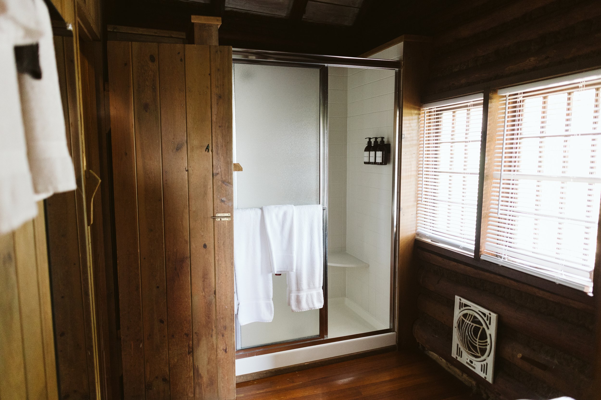 Jackson Room - Bathroom.jpg