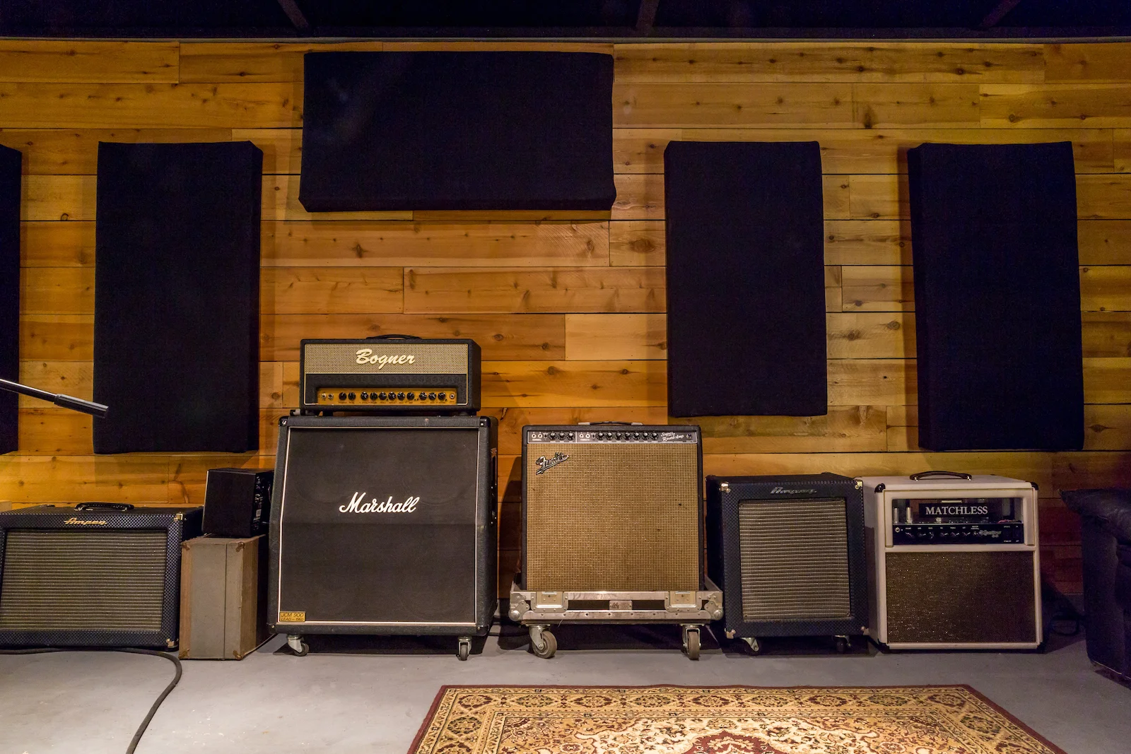 amps-1-1600.jpg