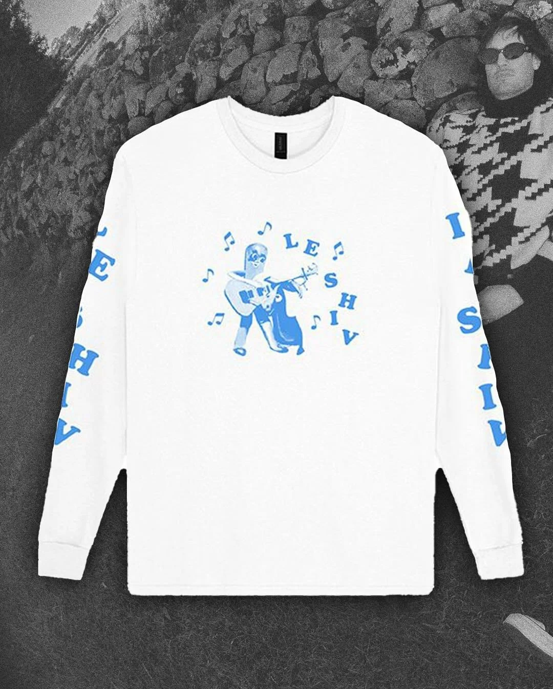 Super limited edition run 🖤
Grab the tee in classic cotton or our sustainable hemp option 🍁 link in bio - plus a 20% off code waiting for you 👀✨ 

Designs by @squidworms 

@merchjungle