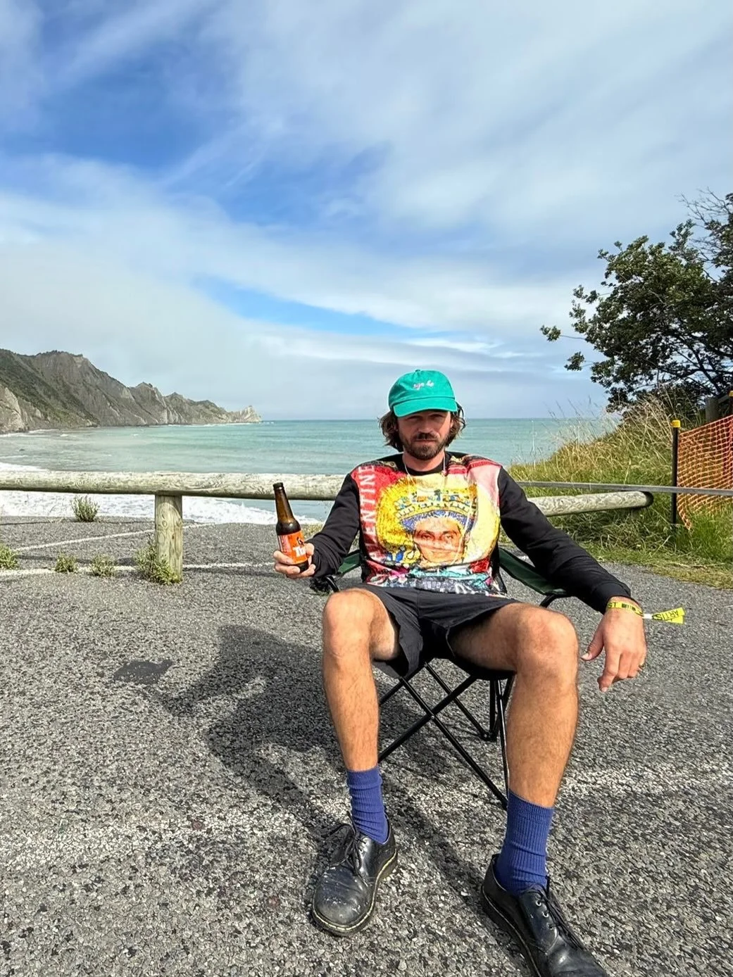 do you wanna be like @oceanalleyband and @theterrysband ?? then vote for Le Shiv in @triple_j hottest 100! &lsquo;Don&rsquo;t Break&rsquo; was our first song to ever get full rotation with the station and votes close tomorrow!! 🥁🥁🥁