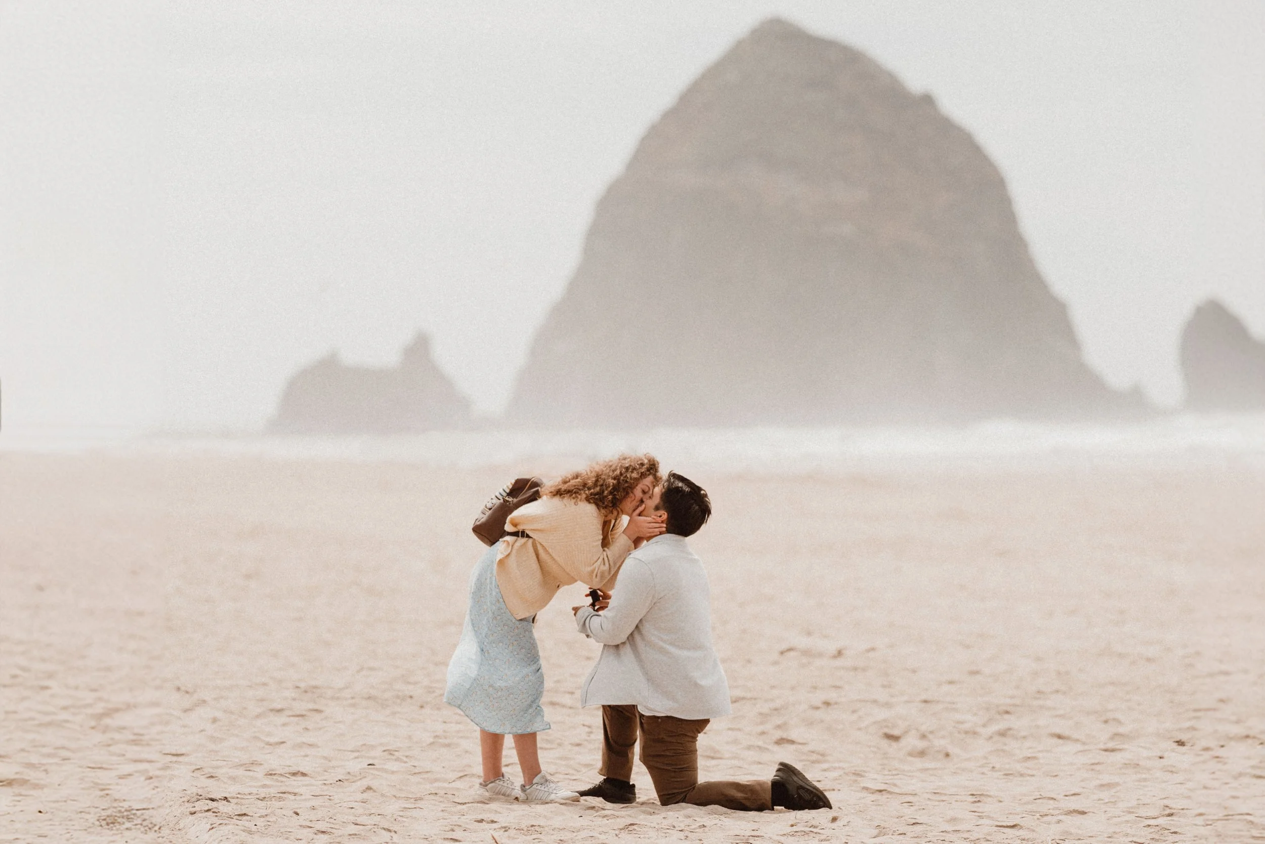 MarissaCasillasPhotoCannonBeachProposal-8.jpg