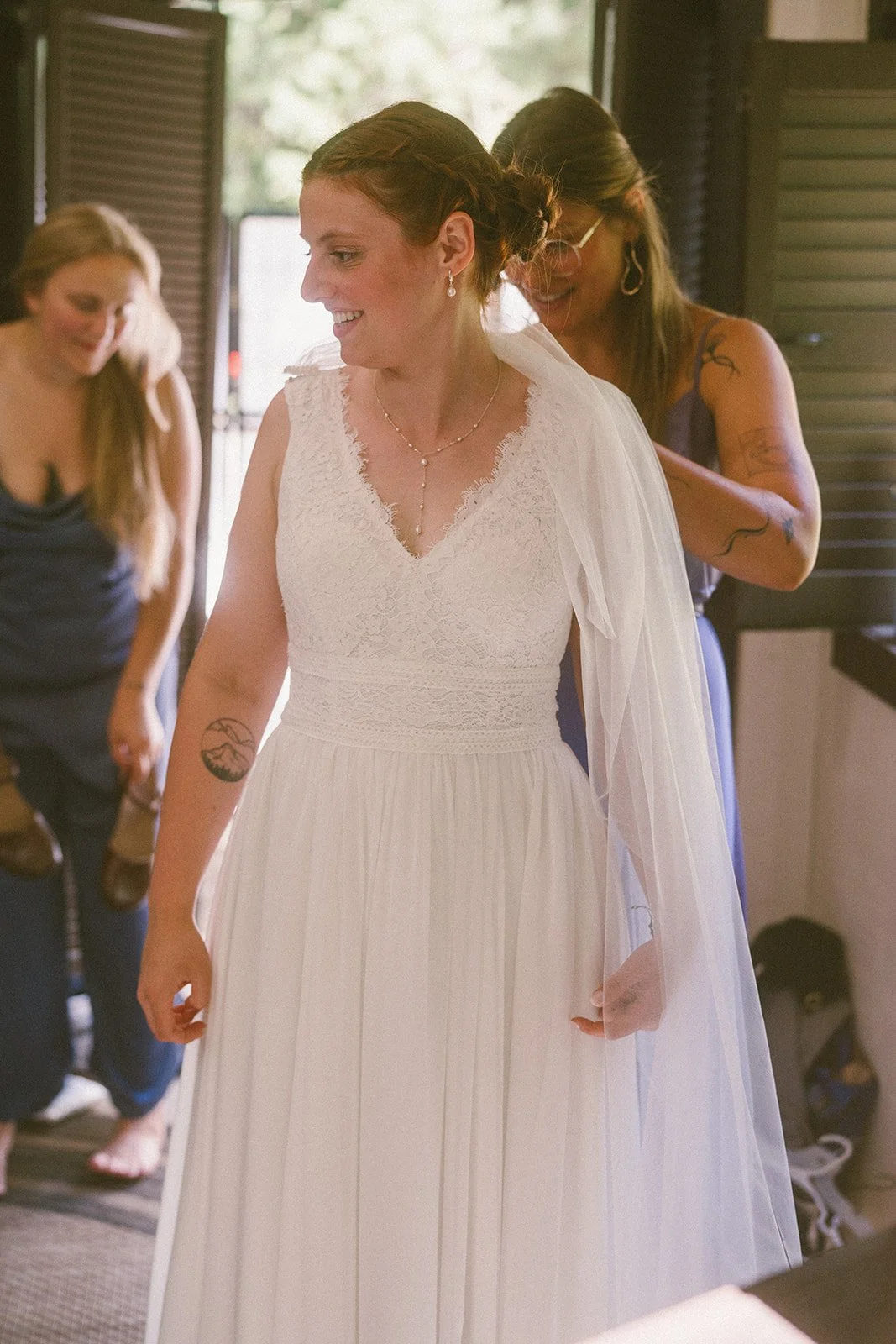 MarissaCasillasPhotoHorningsHideoutWeddingSneakPeak-28.jpg