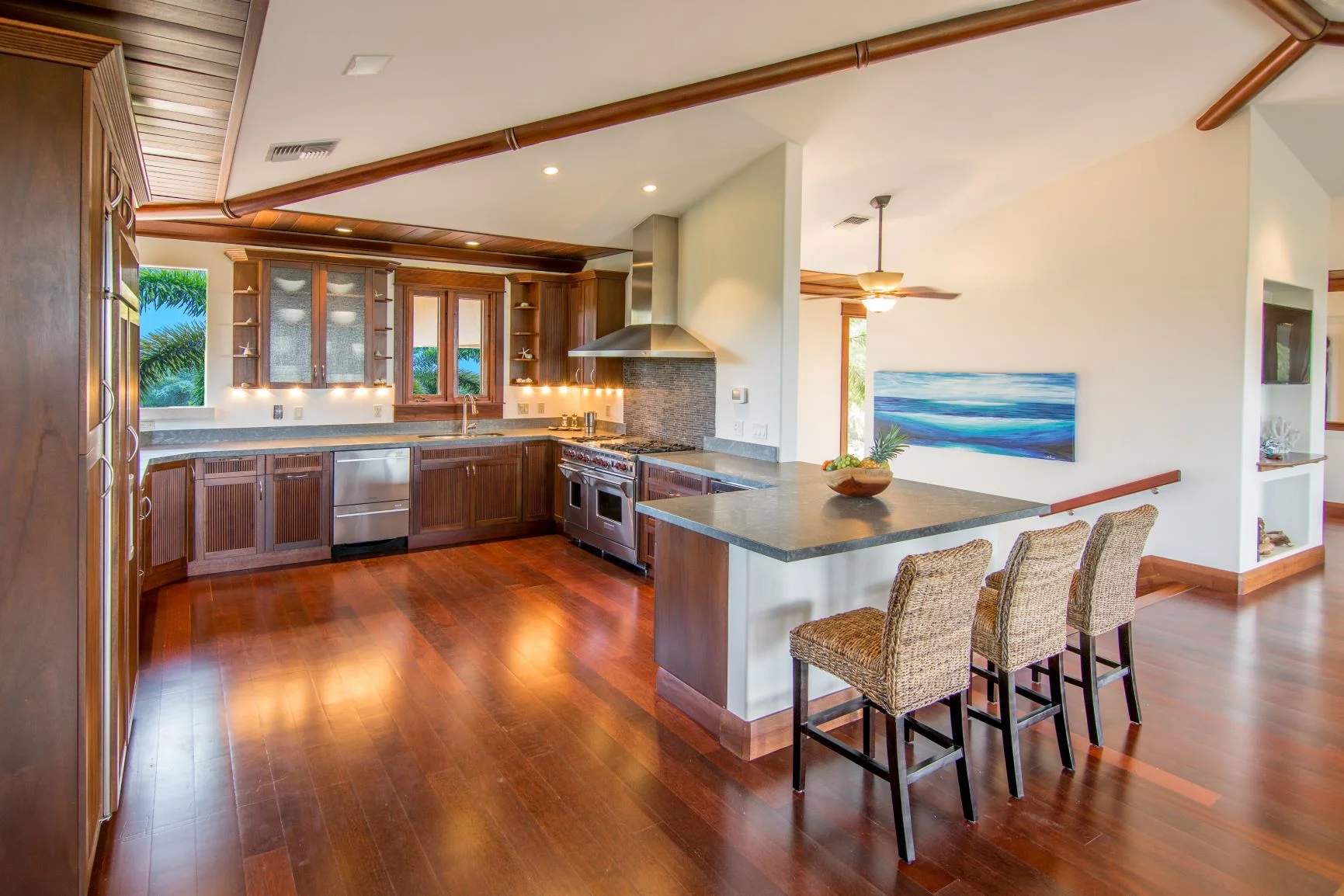 #14 Gourmet Open Kitchen.jpg