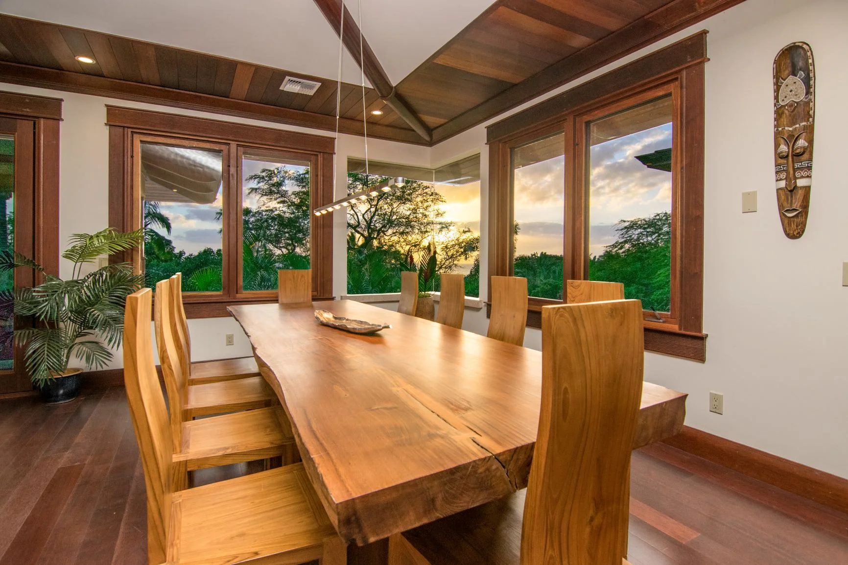 #13 Dining Area88.jpg