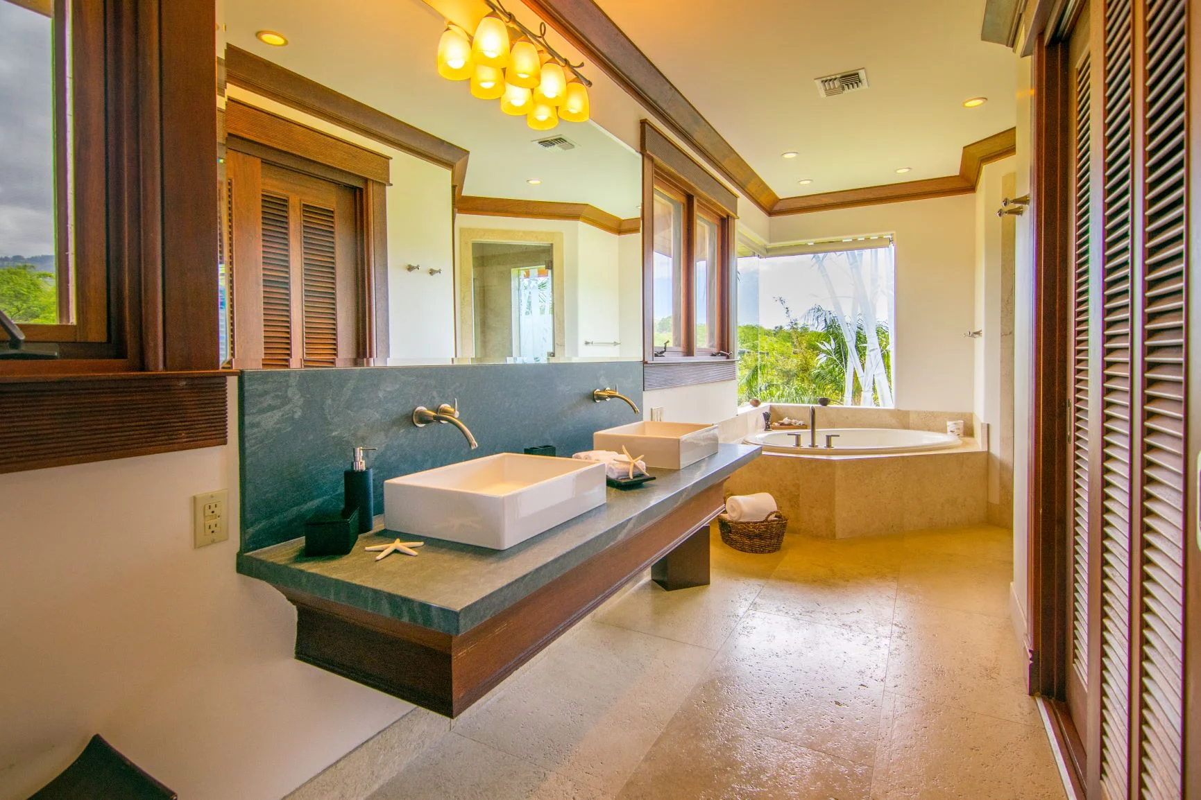 #23 Master Bath-59.jpg