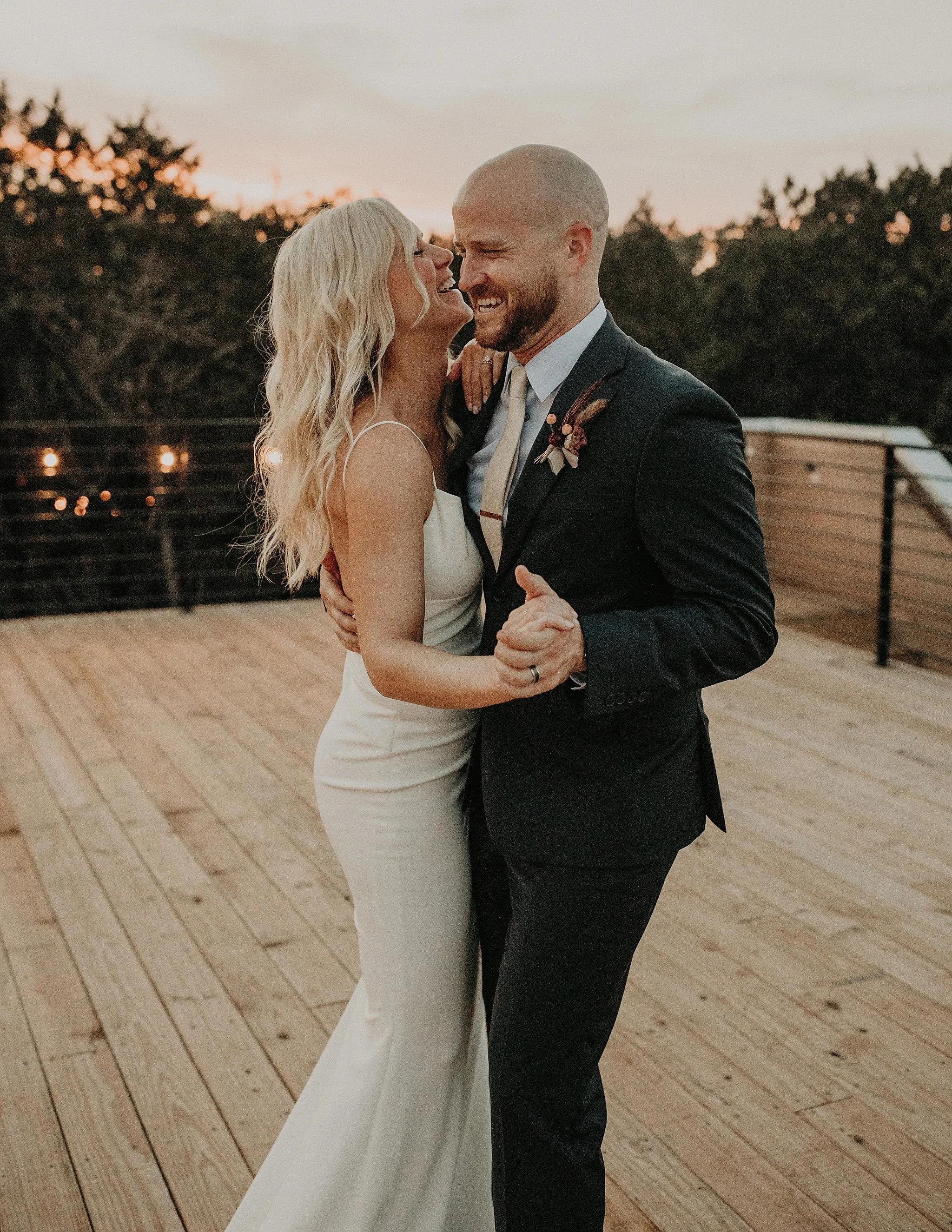 Brittany&MattWedding(2048Wide)_0675.jpg