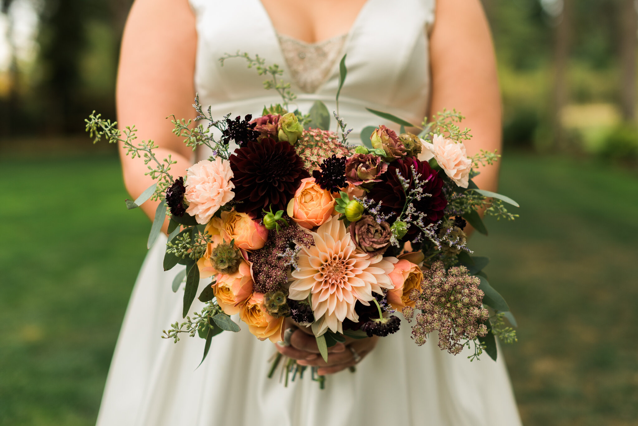 Tangled-Roots_Bellingham-Wedding-Florist_Caylie-Mash-Photography_Quam_05.jpg