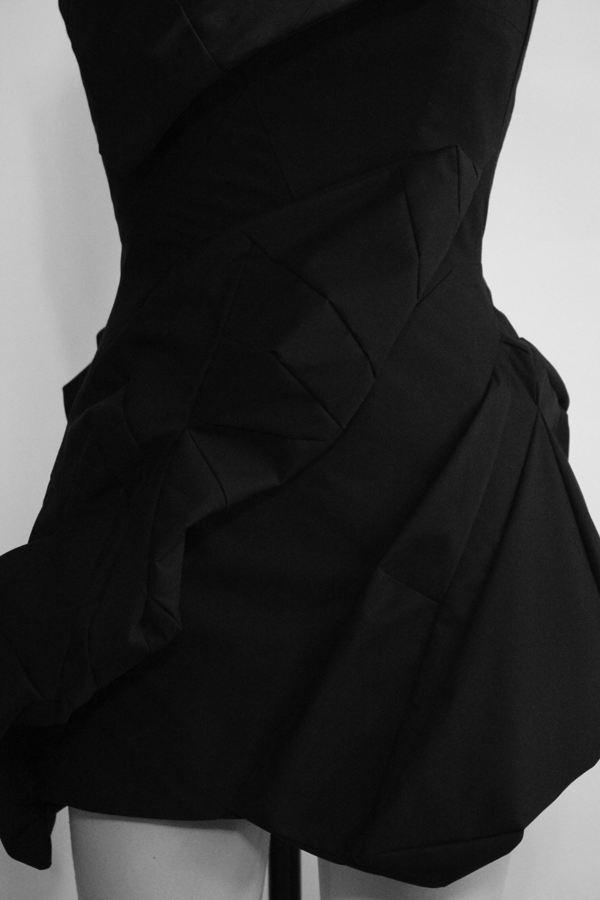 WASTEDRESS.gif