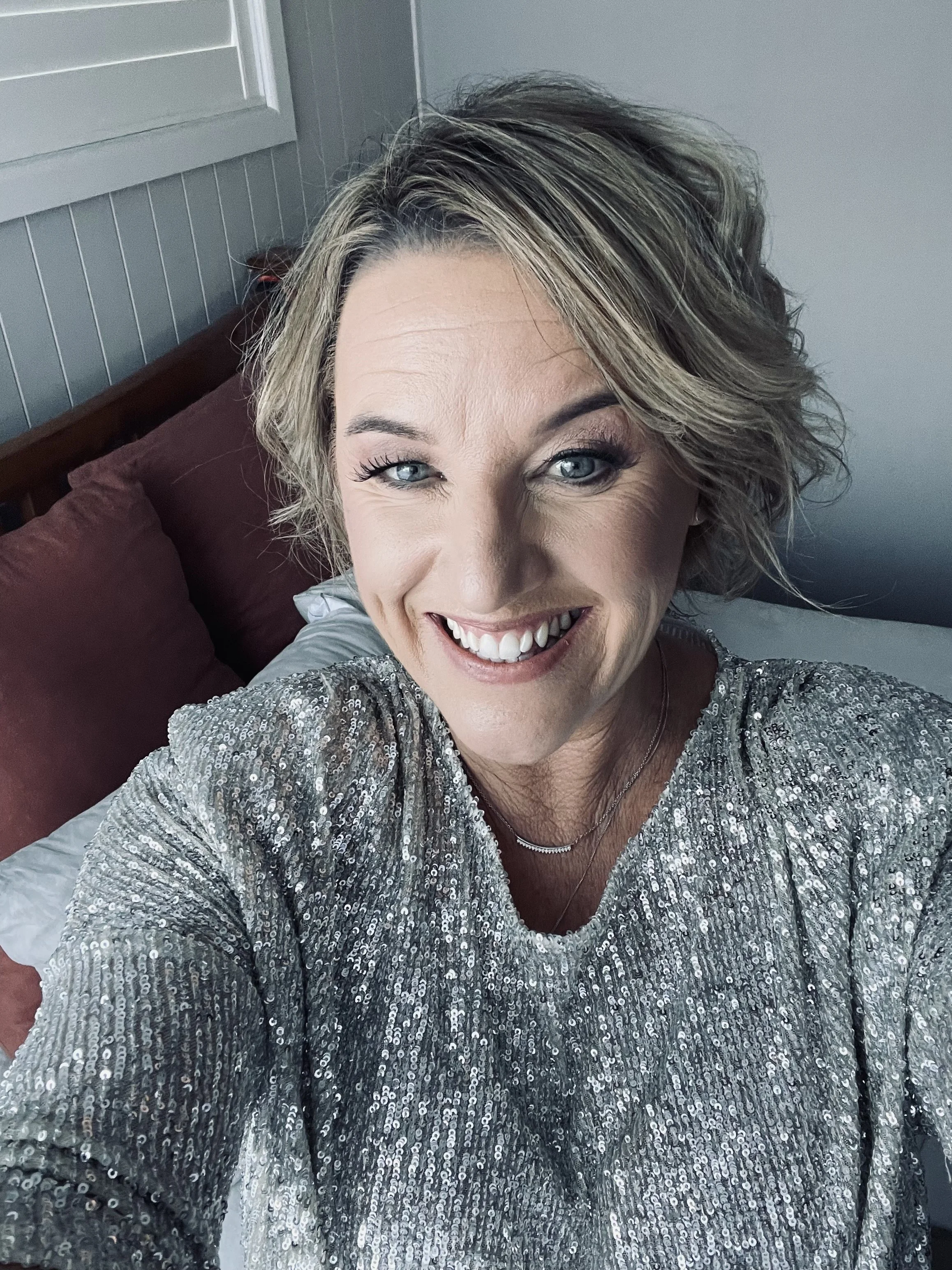 Shiny, happy people...