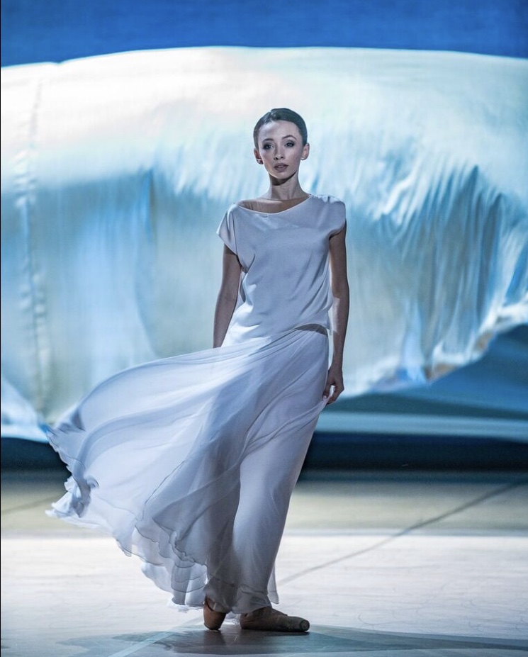   Transcription of Color.  Theater Ballet Moscow, with Kristina Ryumshina. Photo Natalie Doomco 