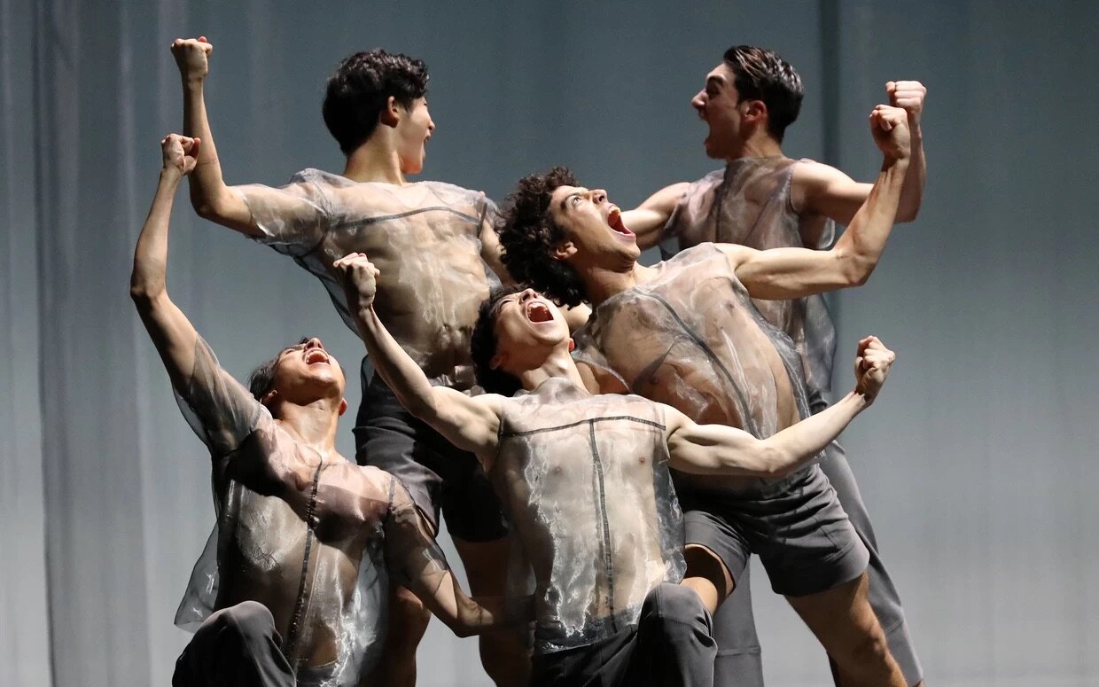  Manoeuvre. Dutch National Ballet, with Rafael Valdez, Dingkai Bai, Sho Yamada, Timothy van Poucke and Michele Esposito. Photo Hans Gerritsen 