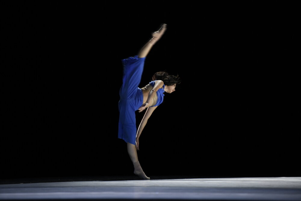  Spectrum. Ballett am Rhein Düsseldorf, with Maria Luisa Castillo Yoshida . Photo Bettina Stöß 