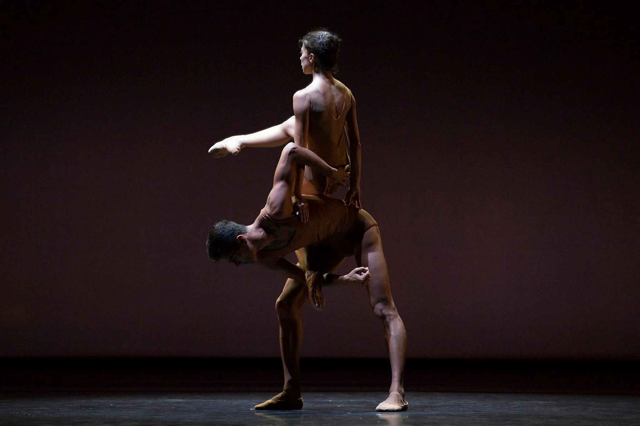   Rewind.  Dutch National Ballet. Dancers: Suzanna Kaic &amp; Vito Mazzeo. Photo: Angela Sterling 