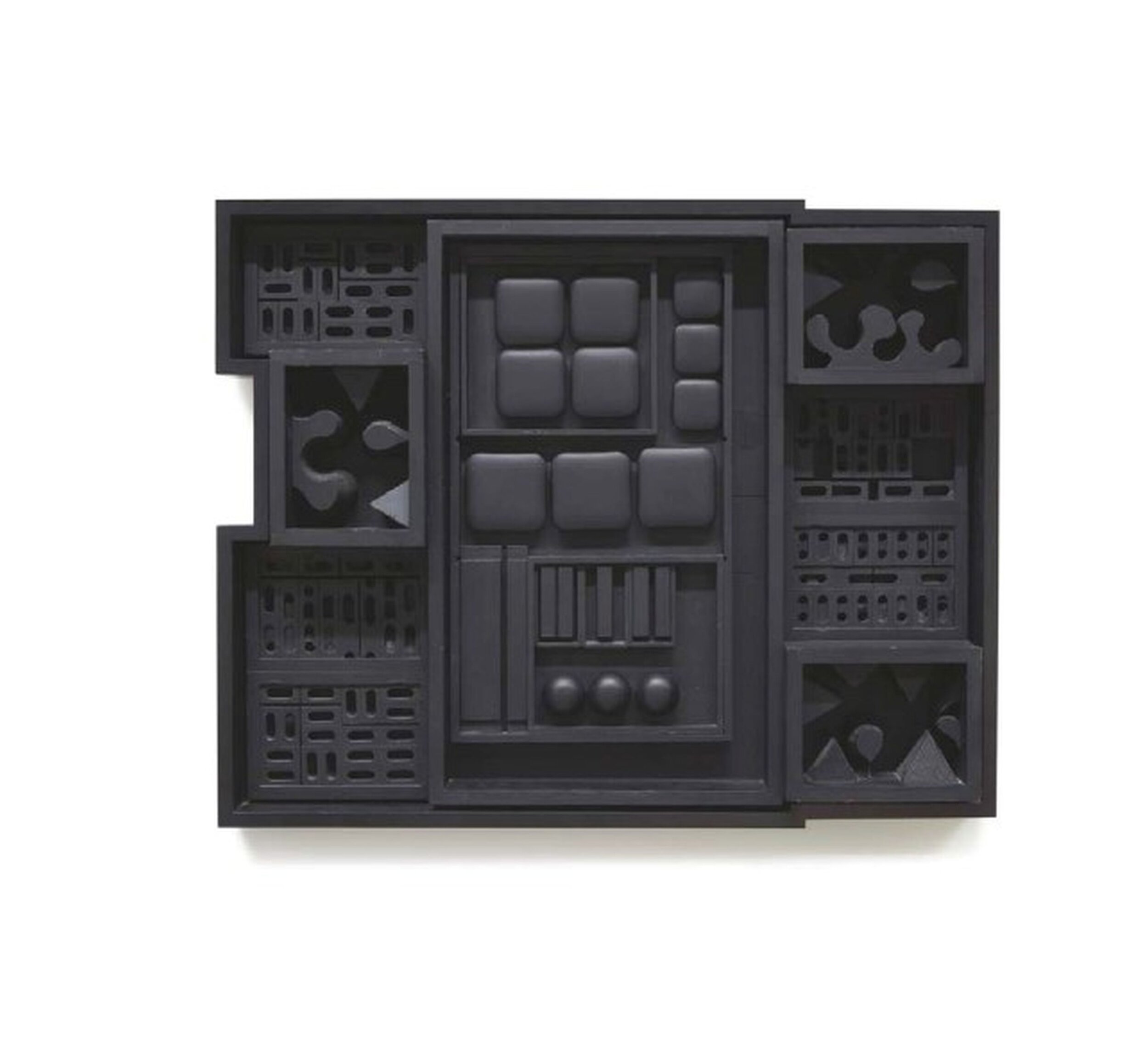 Louise Nevelson, Night Zag IV, Painted wood and Formica. 79 x 97.5 x 16 cm. Private Collection, Miami