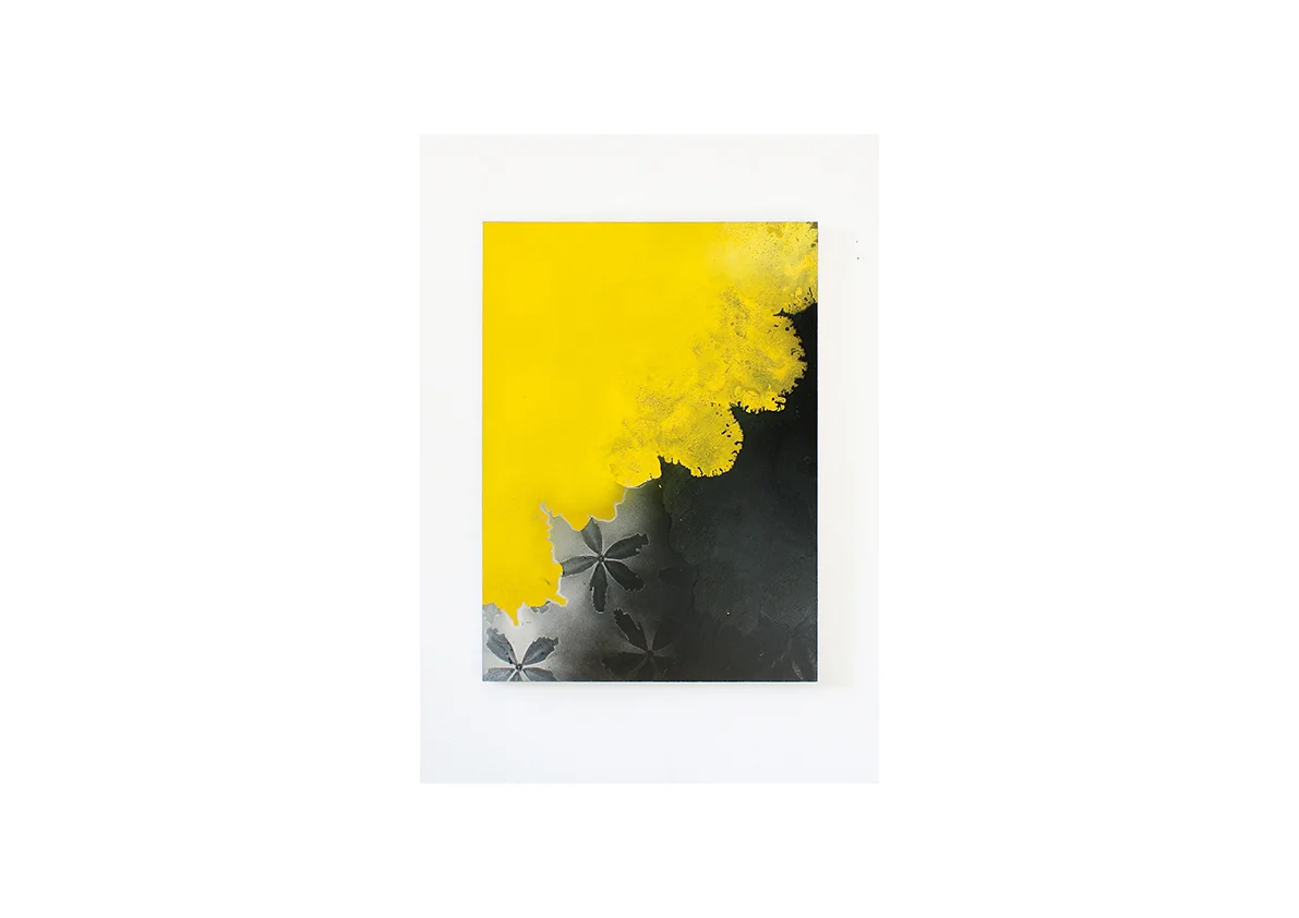 Duel (für Isabelle), 2013 Lackspray auf Baumwollstoff 110 x 80 cm