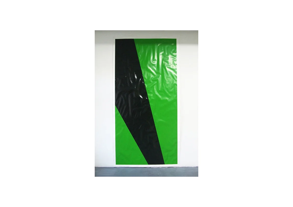 Rayon Vert (invers), 2009 Lack auf Papier 290 x 140 cm