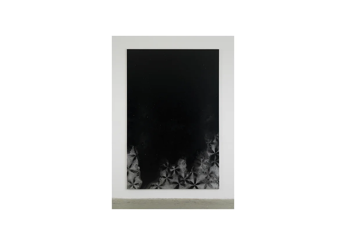 Rising Water, 2006 Lackspray auf Baumwollstoff 295 x 195 cm