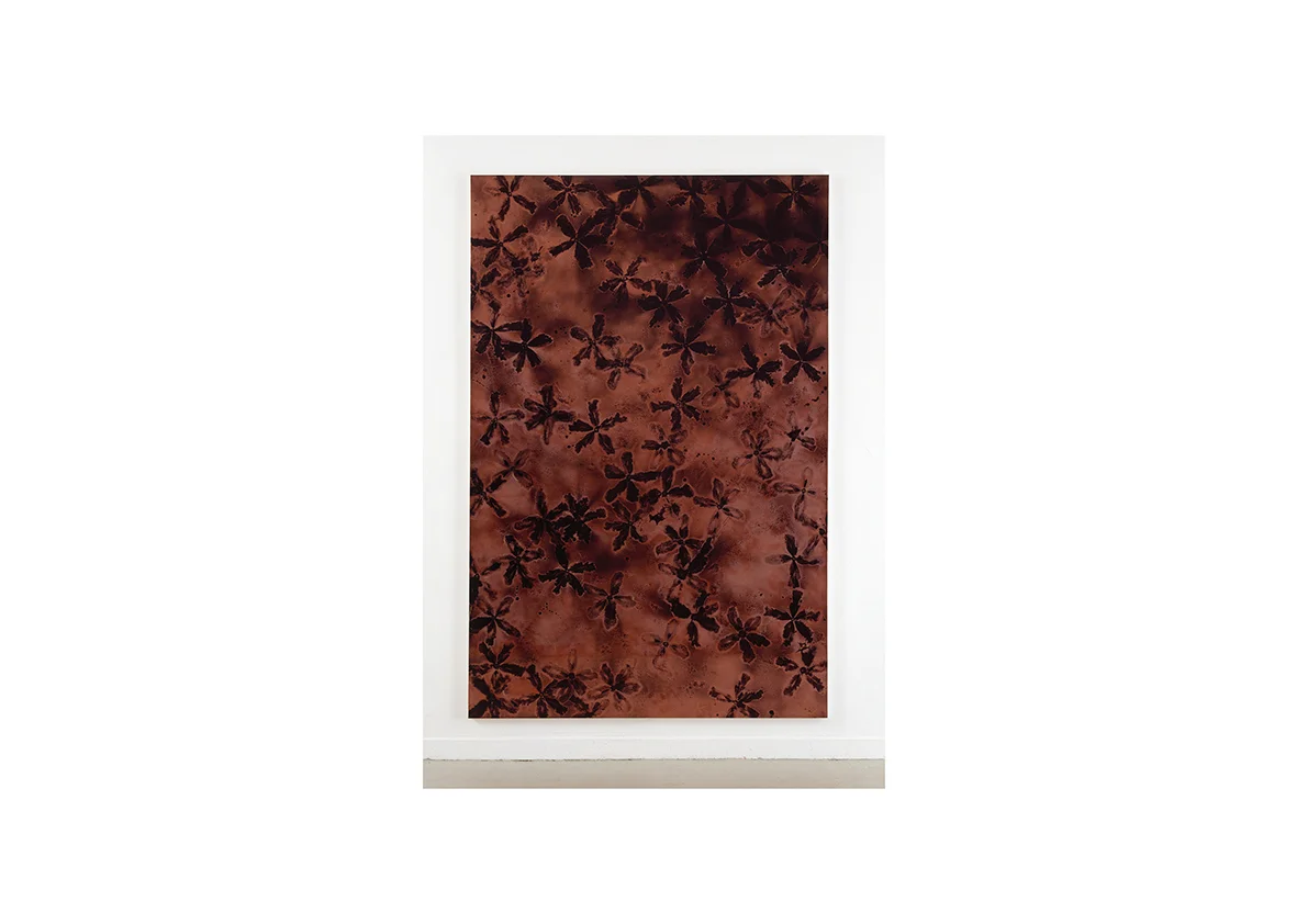 Ohne Titel, 2004 Lackspray auf Baumwollstoff 295 x 195 cm