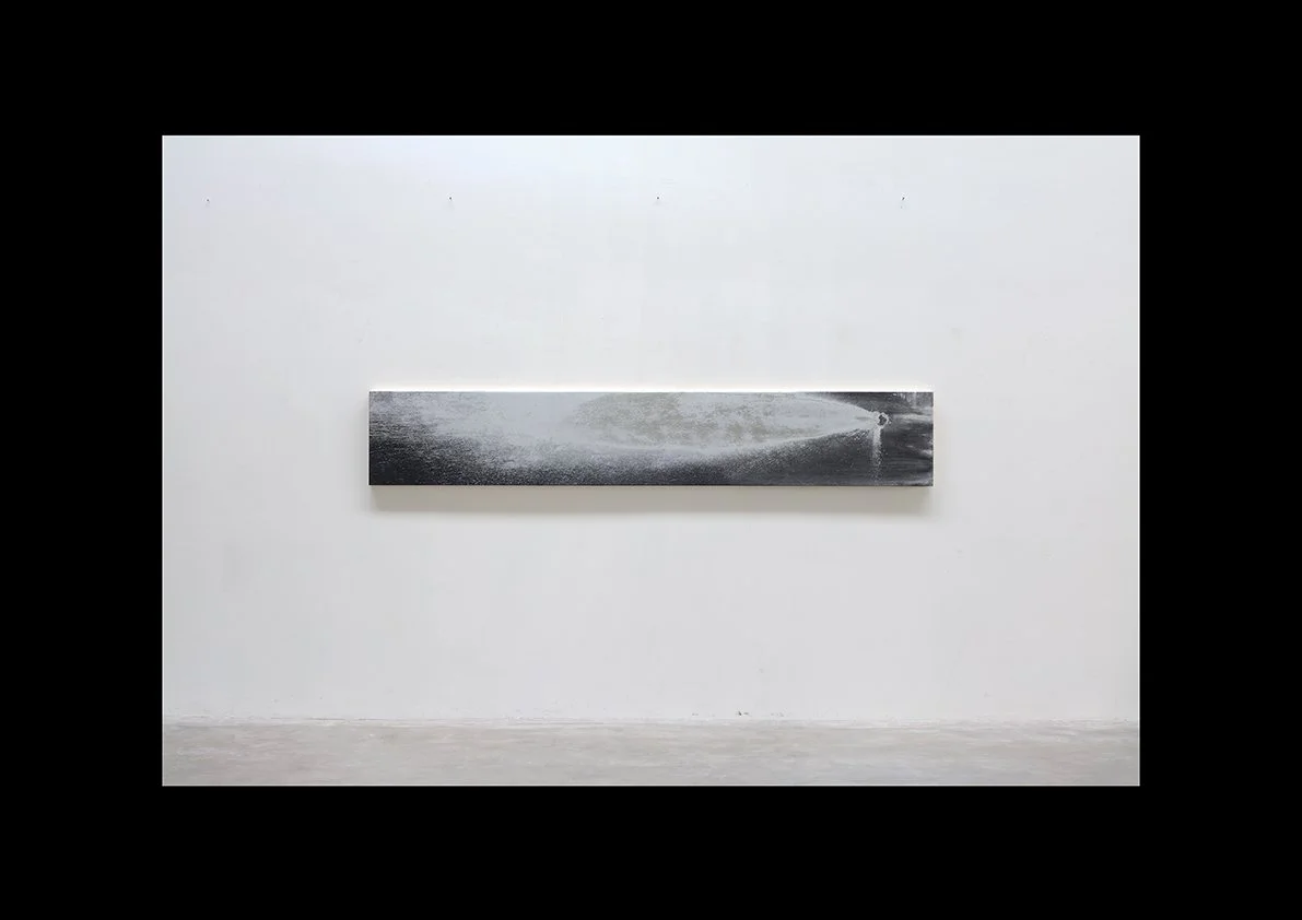  Jet, 2025  Lackspray auf Baumwollstoff 50 x 300 cm 