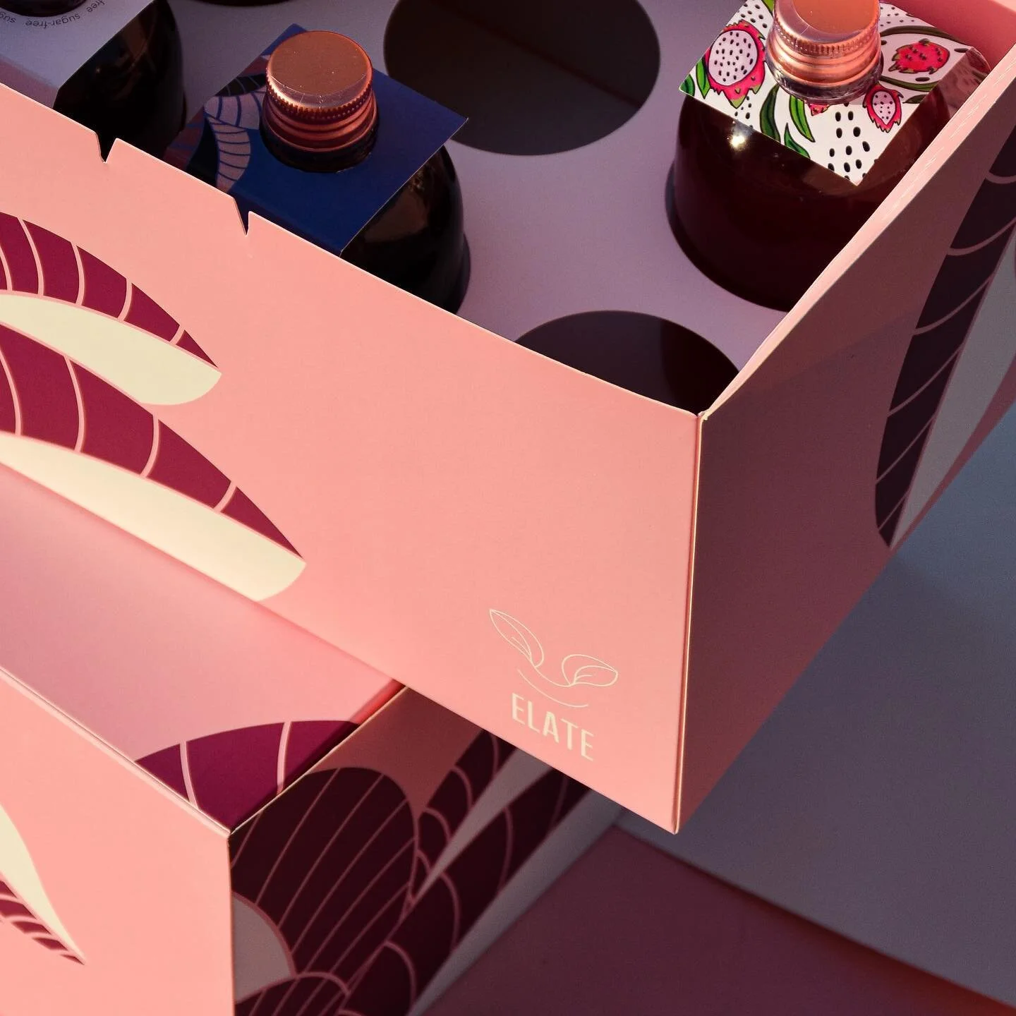 You can choose to fill your box with your favourite flavours - Available in Still and Sparkling!

You can find it on our website and deliveroo. Both in the link in our bio