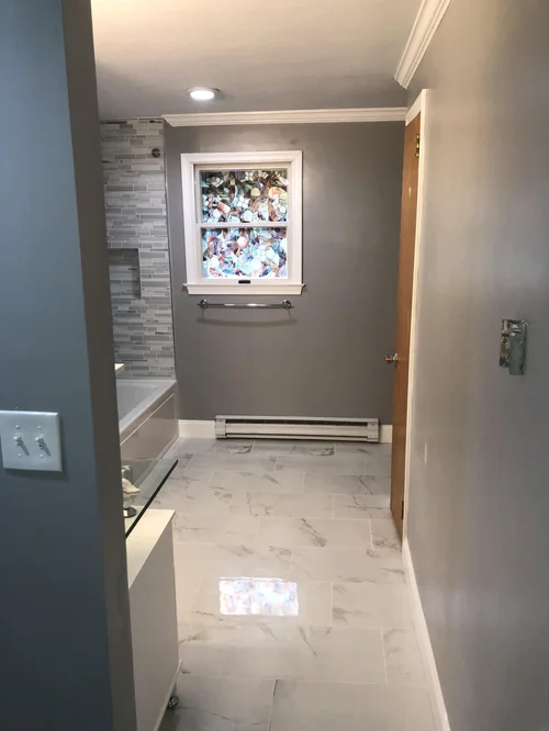 Modern Primary Bath in Pennsburg, PA, photo 9