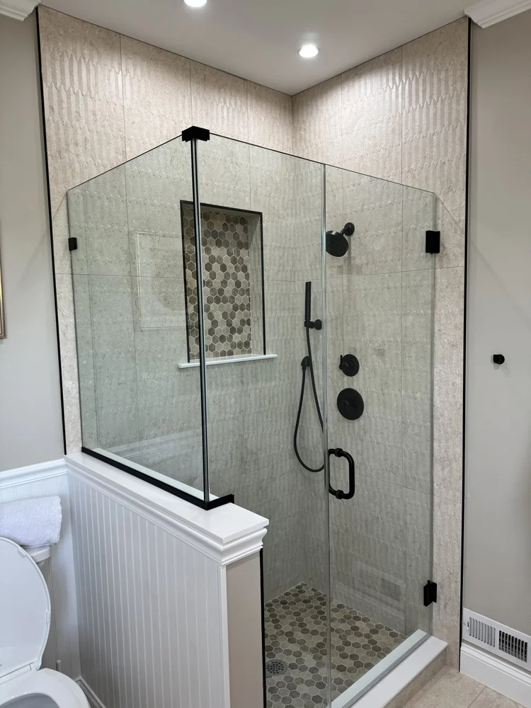 Primary Bath with Clawfoot Tub in Gilbertsville, PA, photo 6