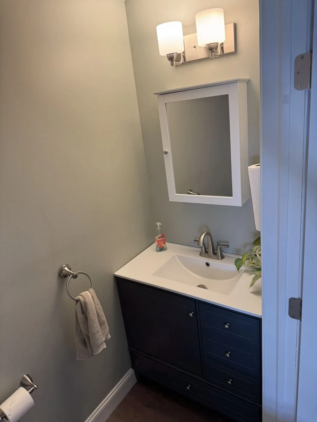 gilbertsville-04-garage-new-bath.jpg