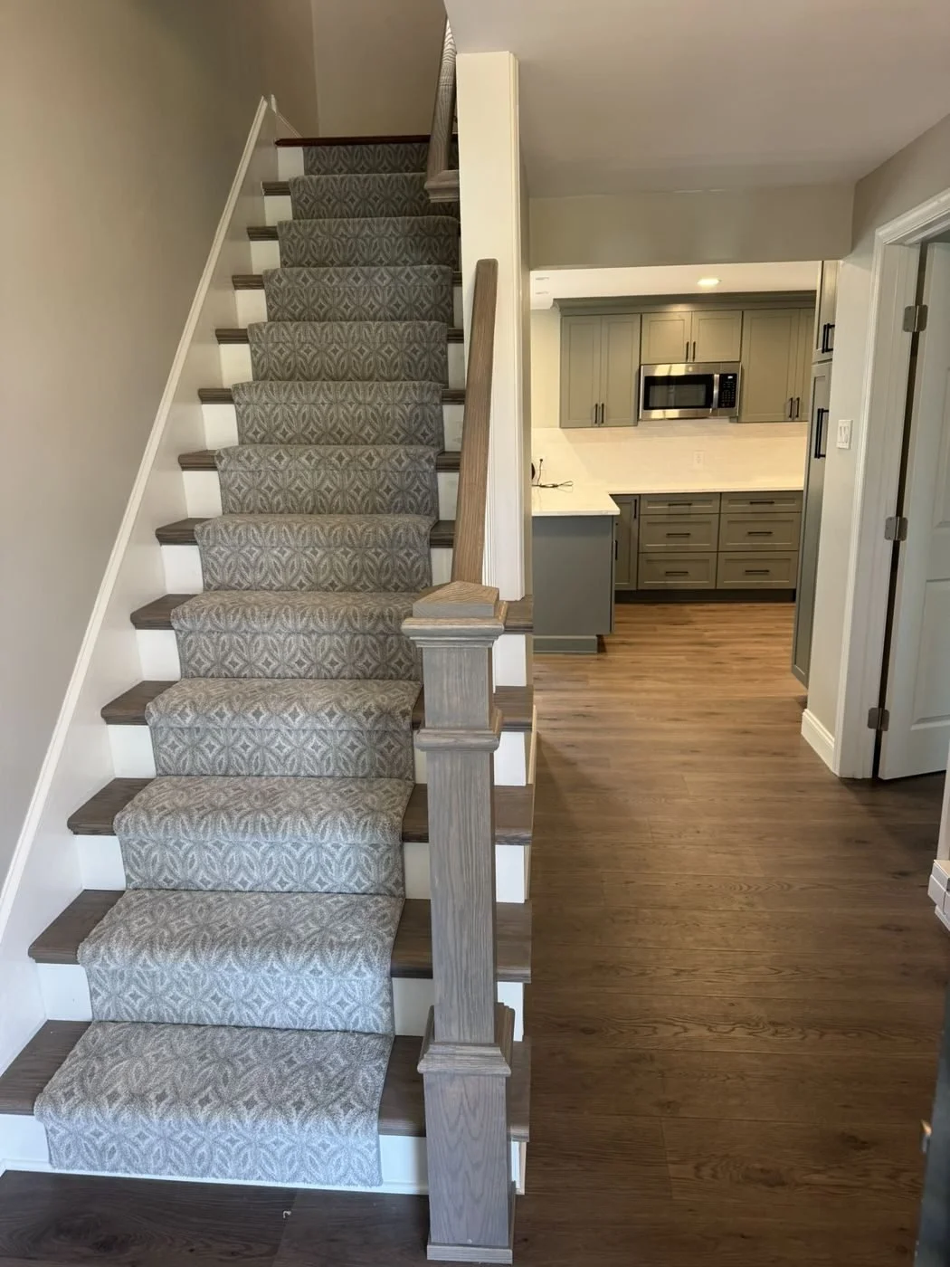 gilbertsville-02-stairs-after.jpg
