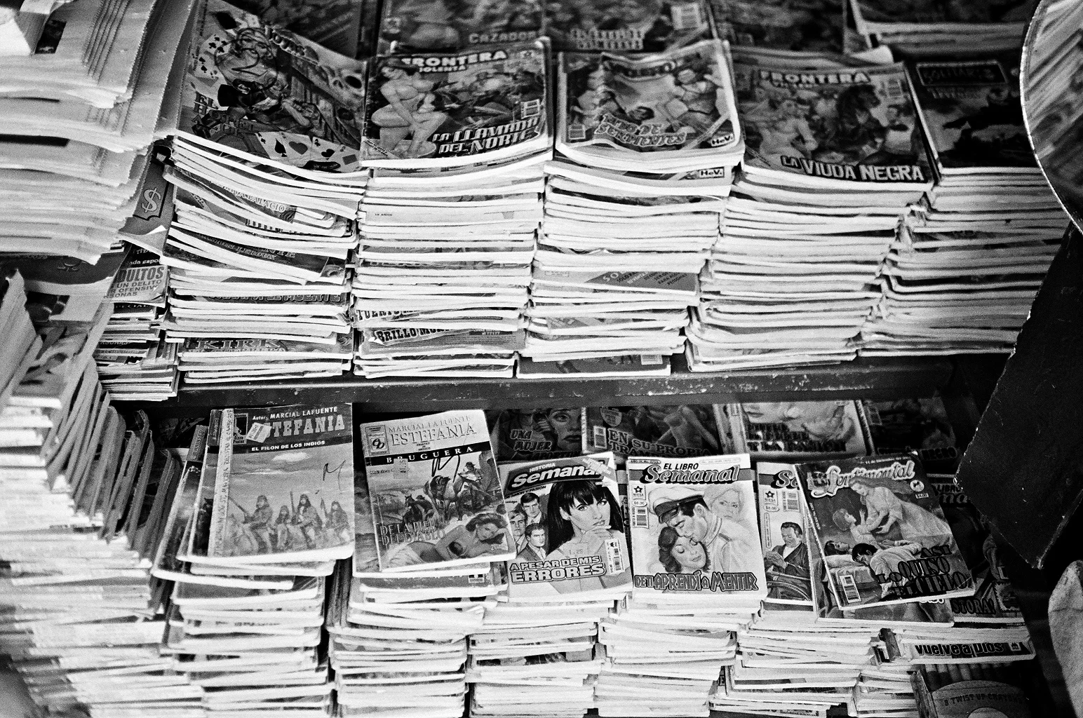 Dowtown LA Kiosks by Tony Noceti 